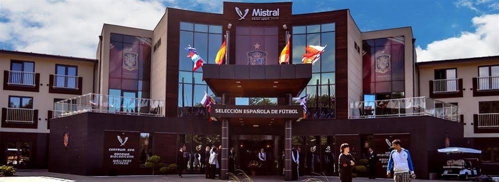 Mistral Hotel Sport