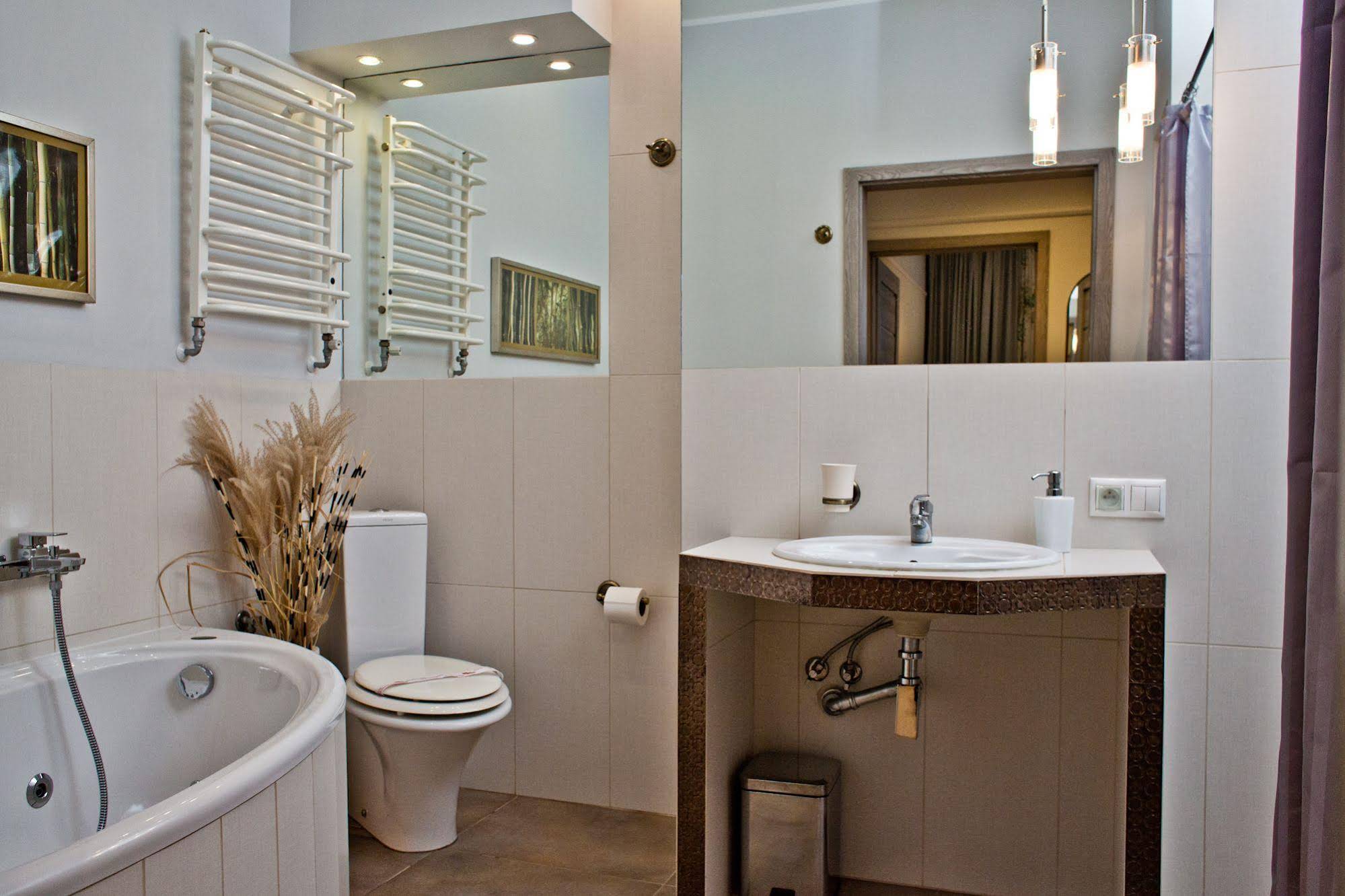 ARA Hotel