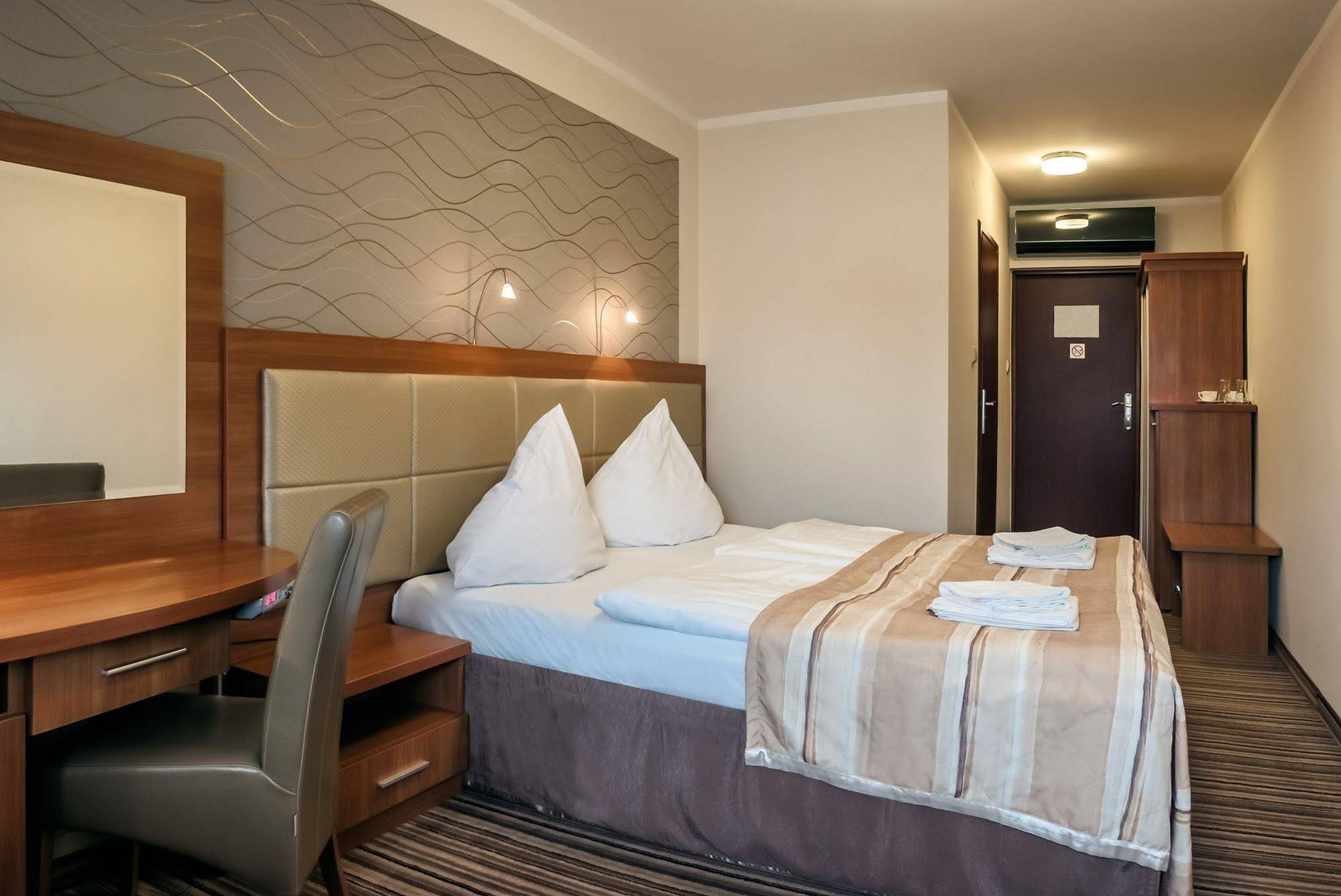 ARA Hotel