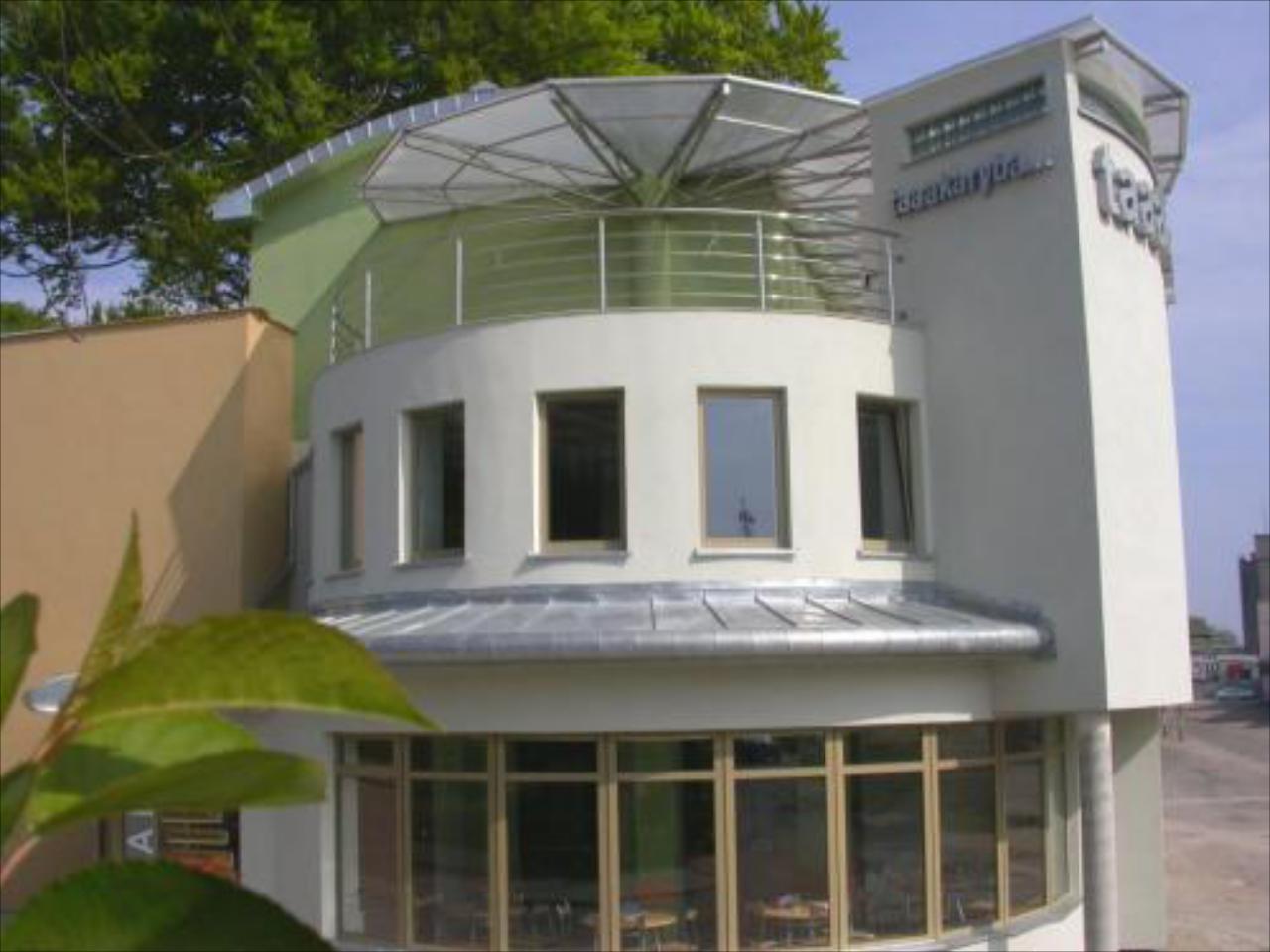 Villa Taaakaryba
