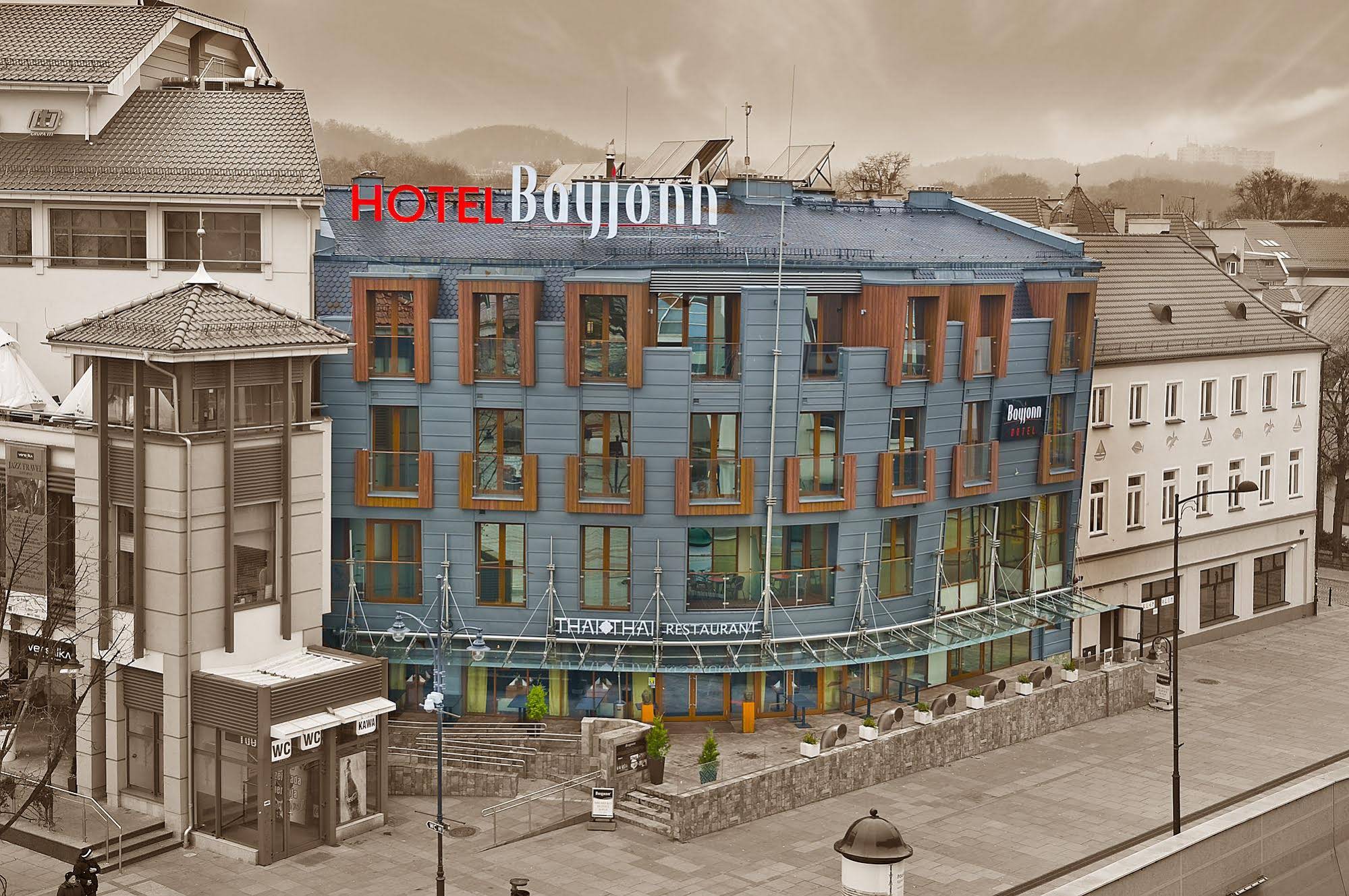 Bayjonn Hotel & Restaurant