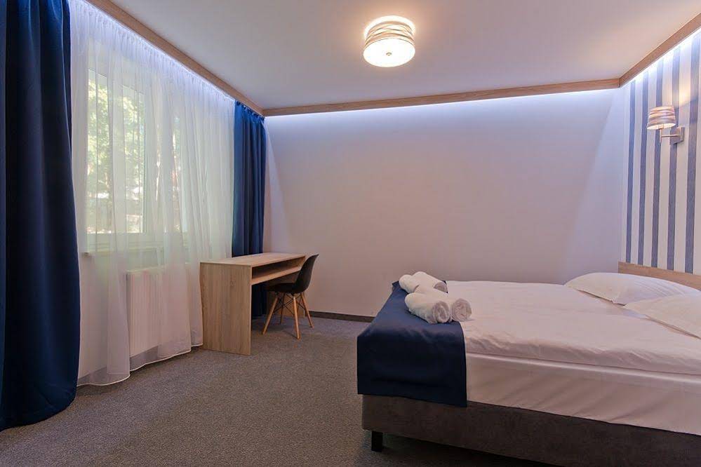 Molo B & B