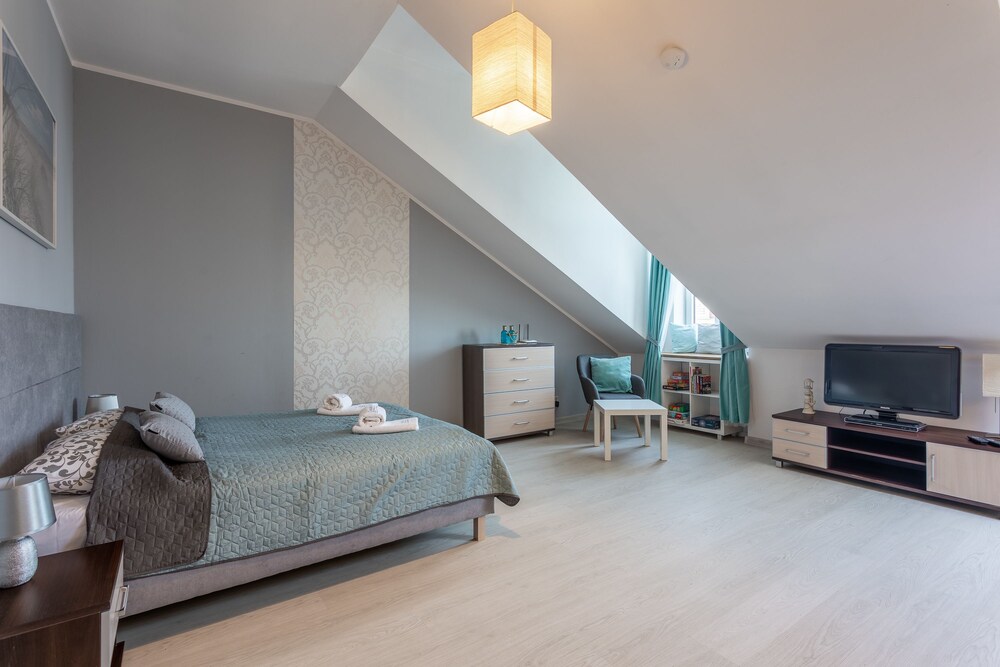 Ambria Apartments