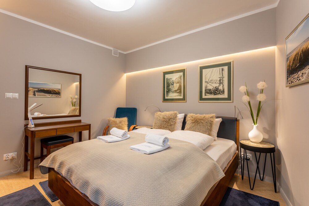 Ambria Apartments