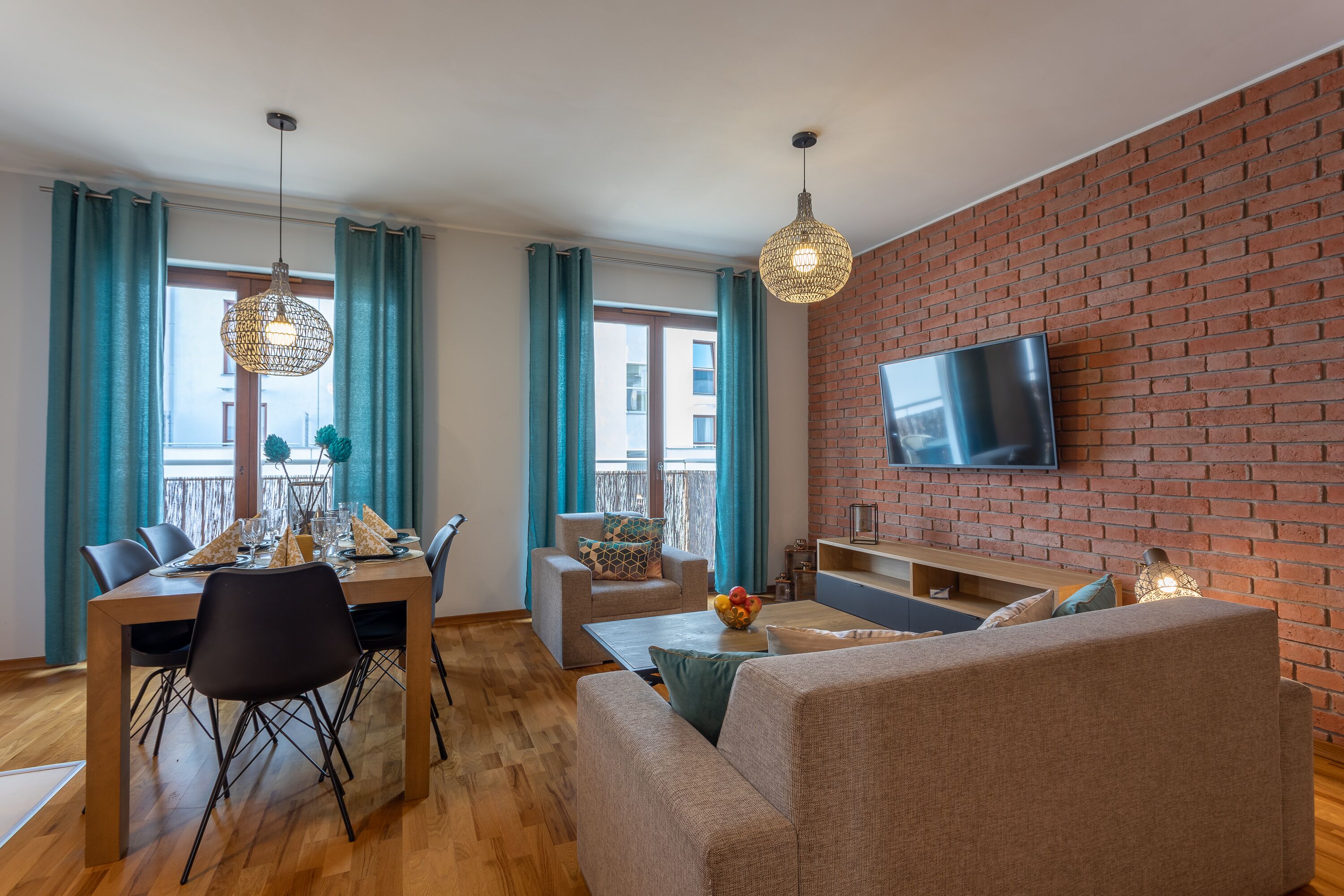 Ambria Apartments Platan Complex