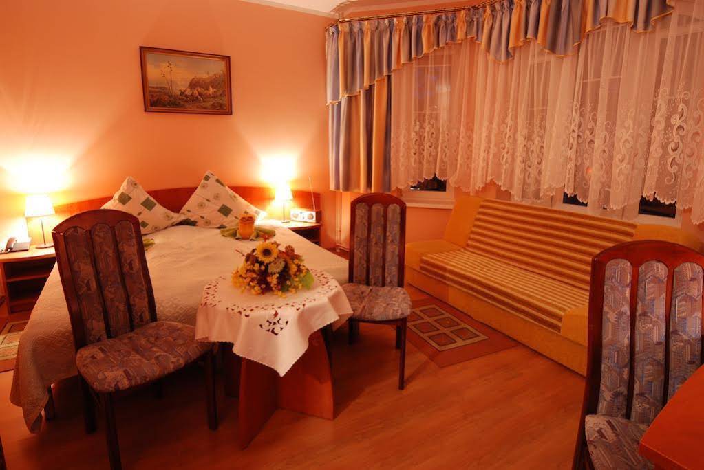 Hotel Cis