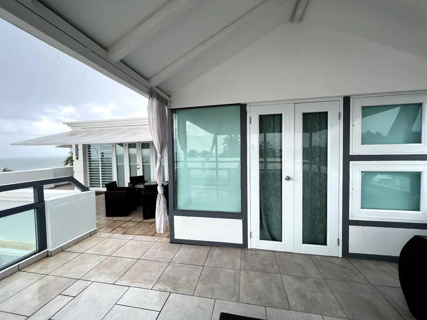 Mares Guesthouse
