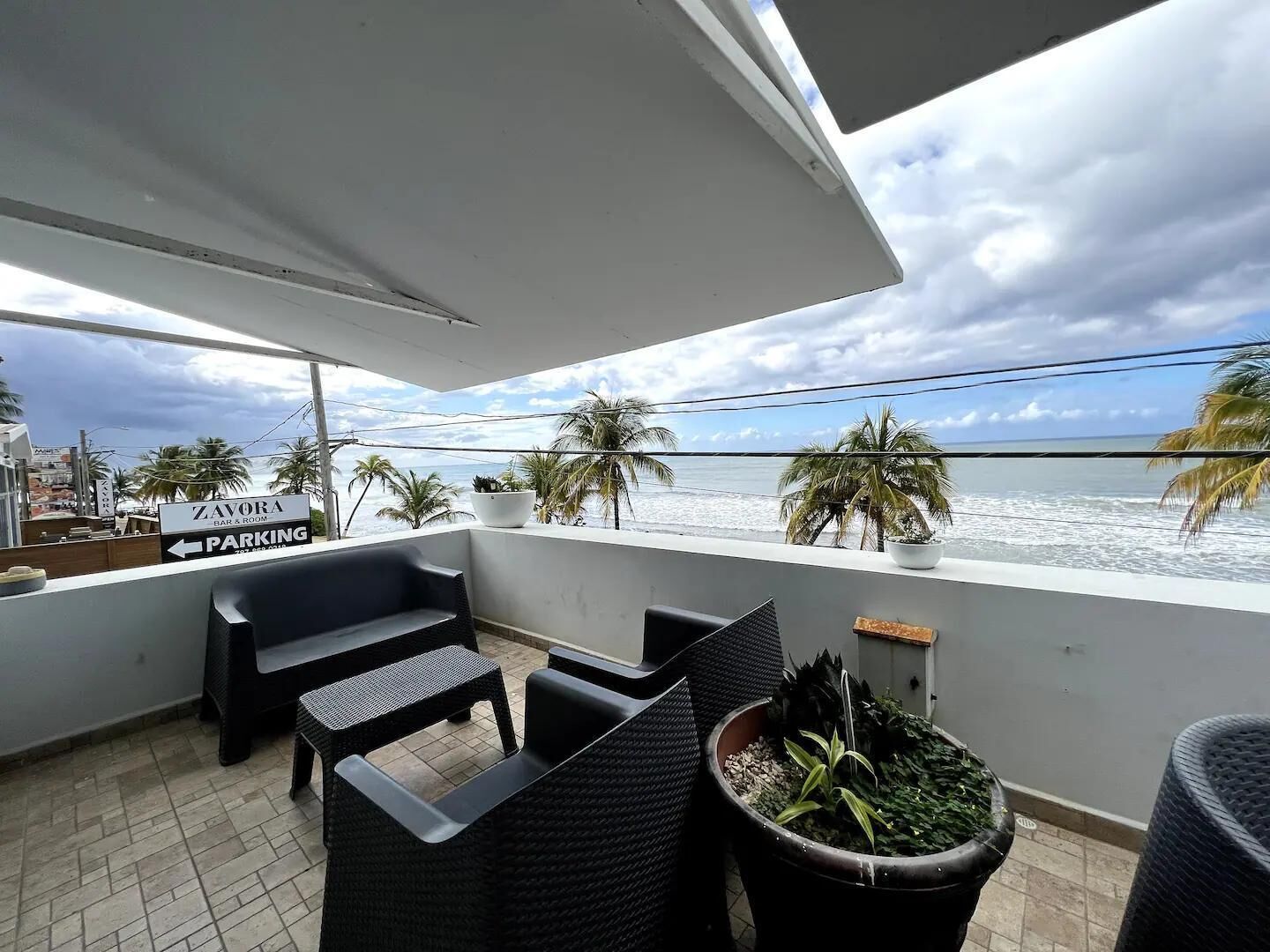 Mares Guesthouse