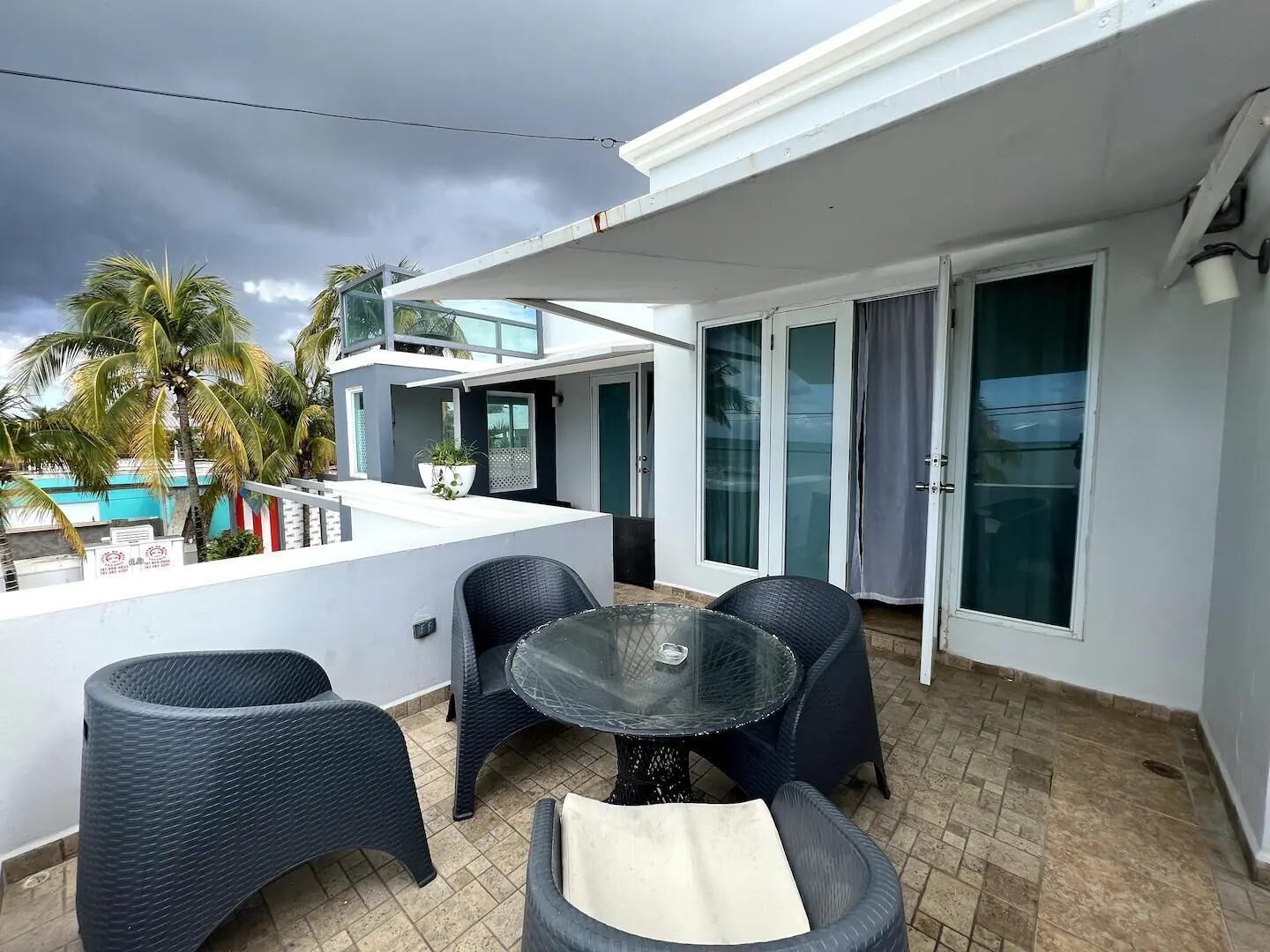 Mares Guesthouse