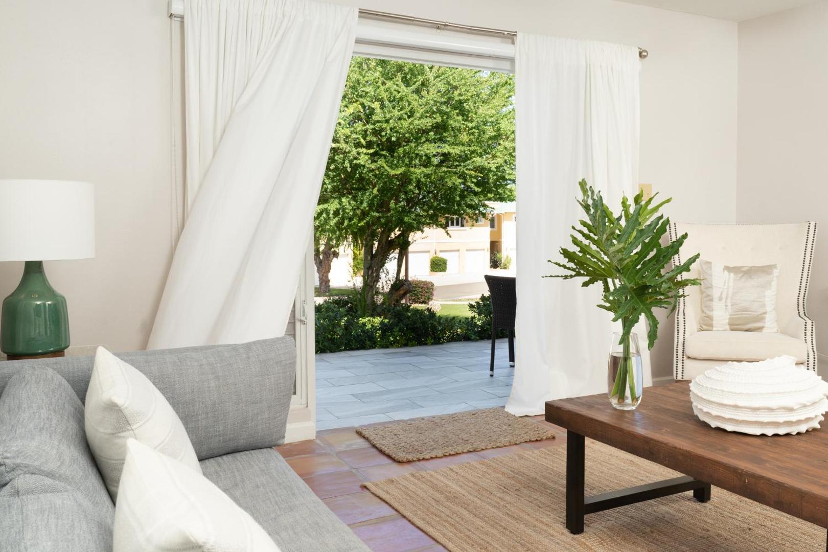 Villa Montana Beach Resort