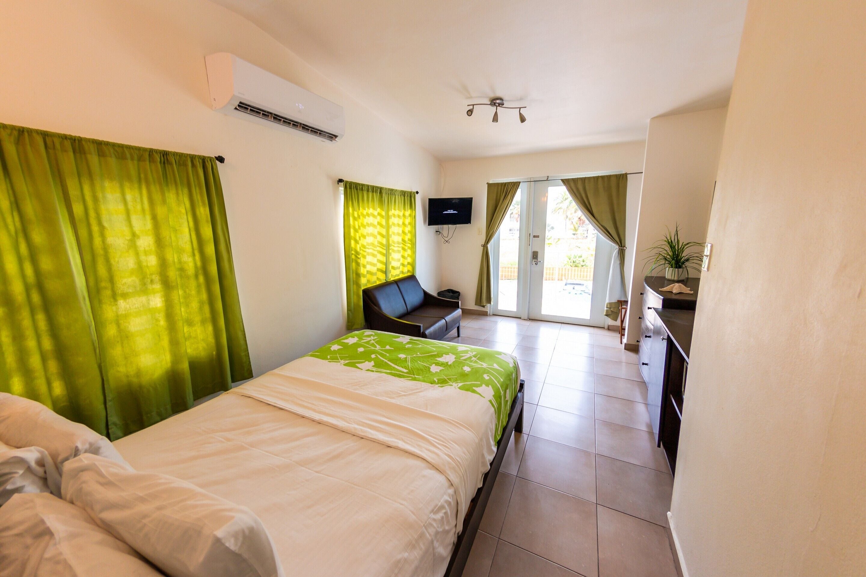 Casa Verde Hotel