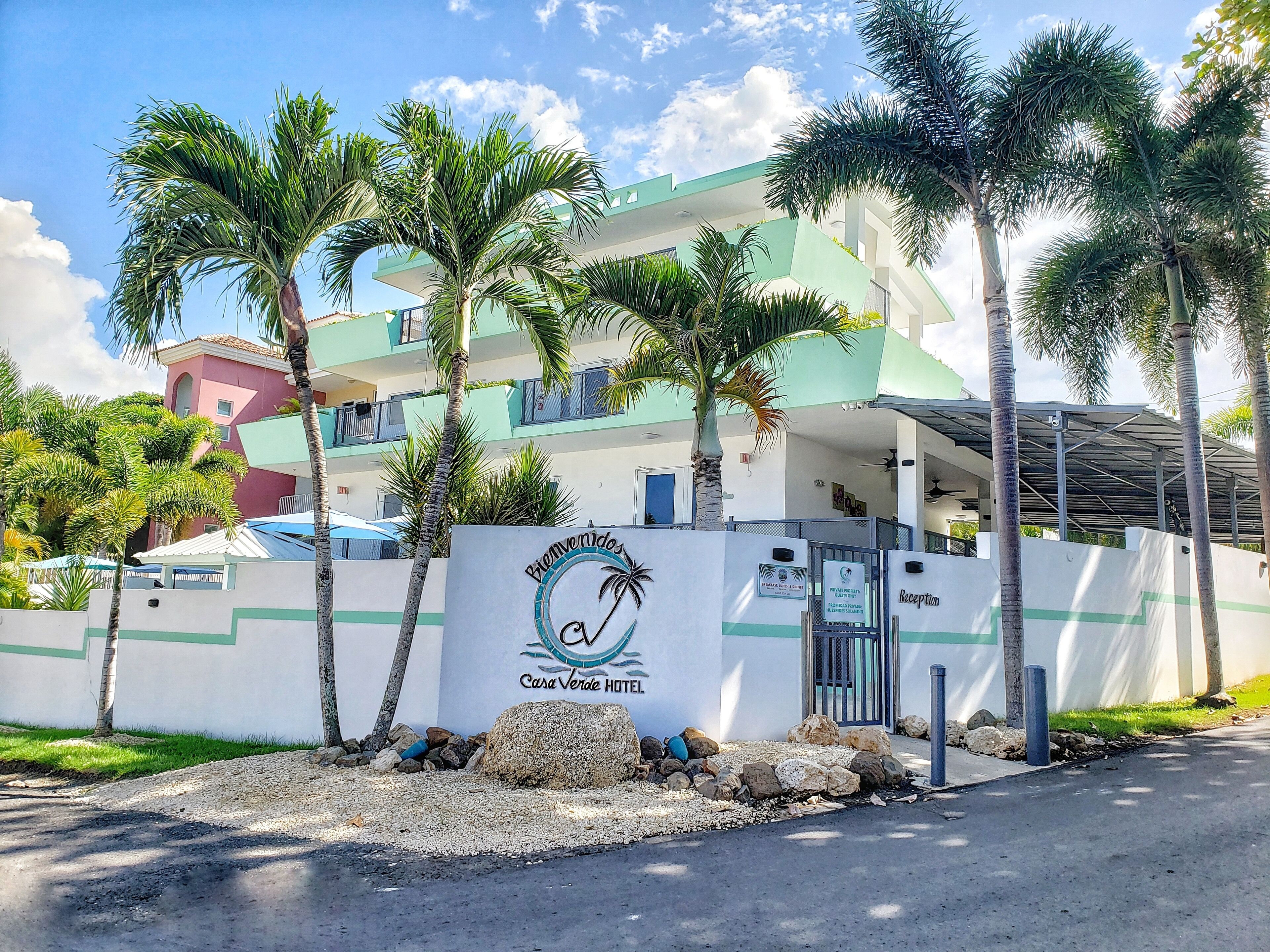 Casa Verde Hotel