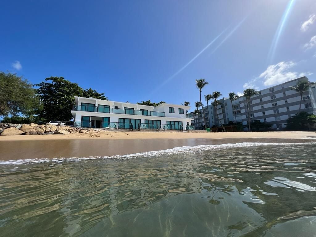 Corcega Beachfront Suites