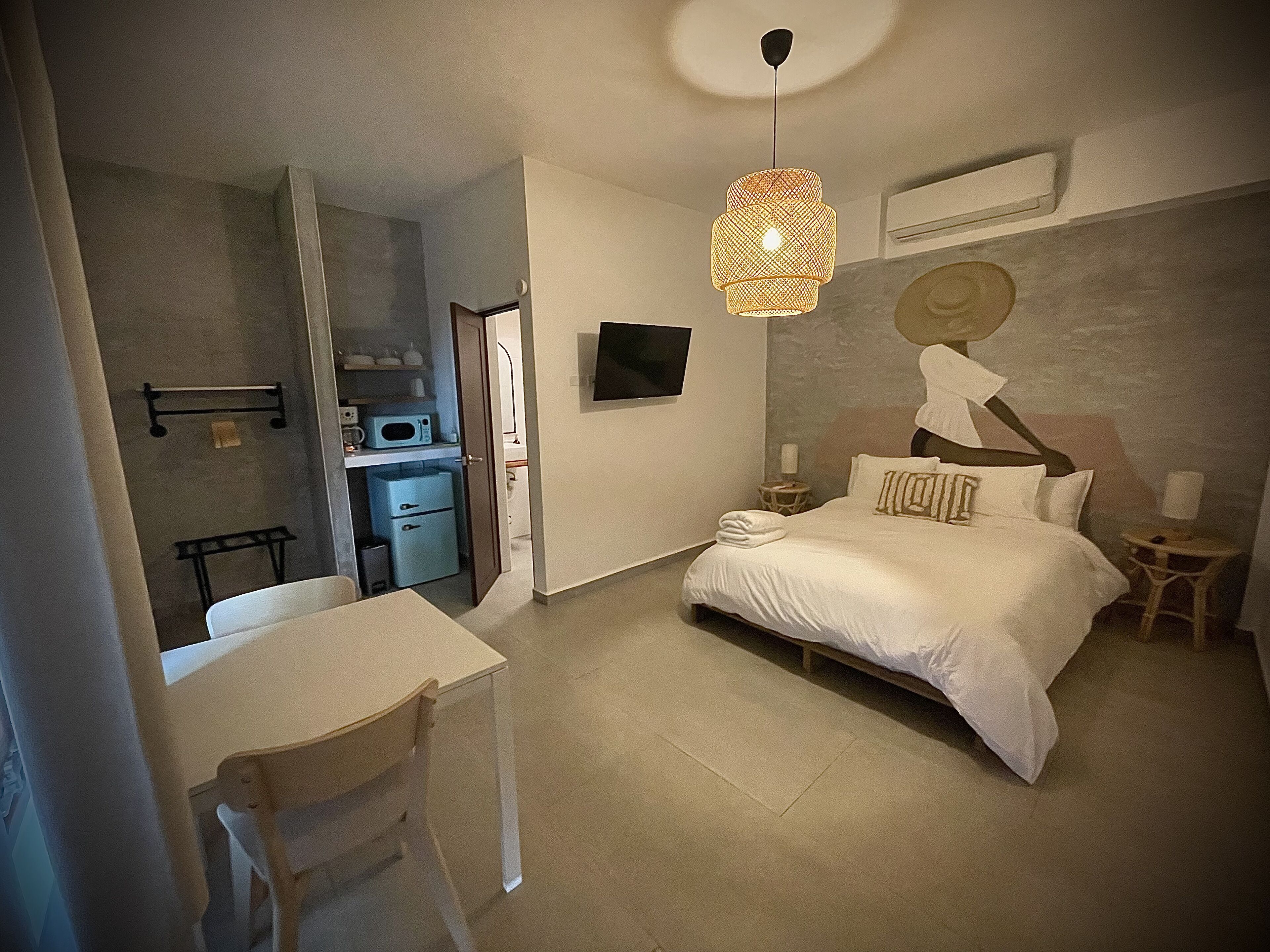 Corcega Beachfront Suites