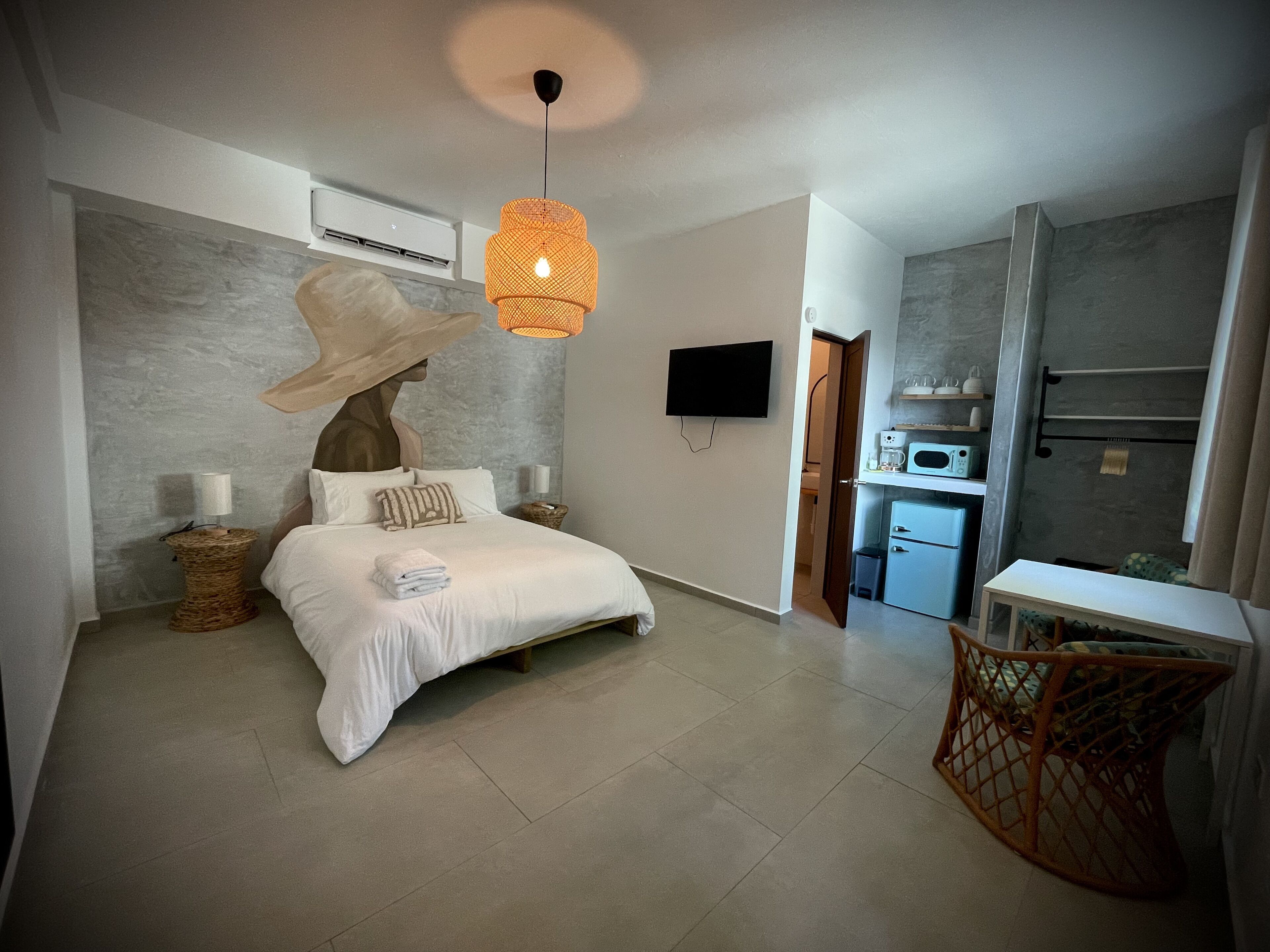 Corcega Beachfront Suites