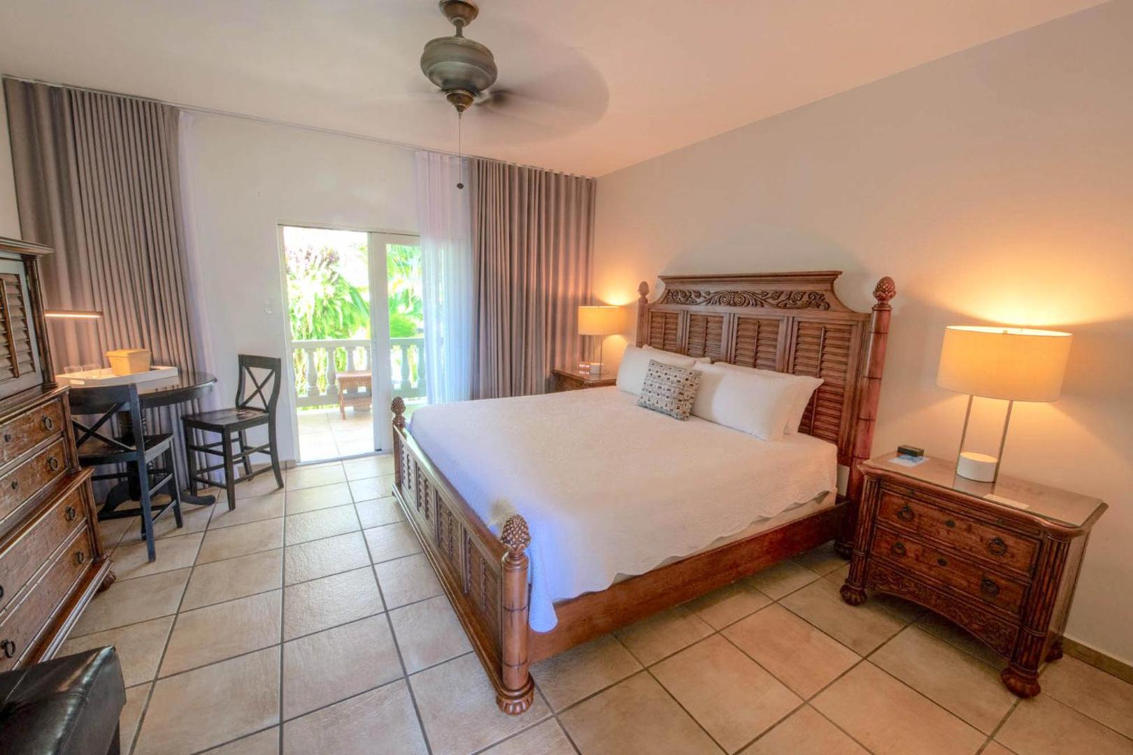 Lazy Parrot Inn
