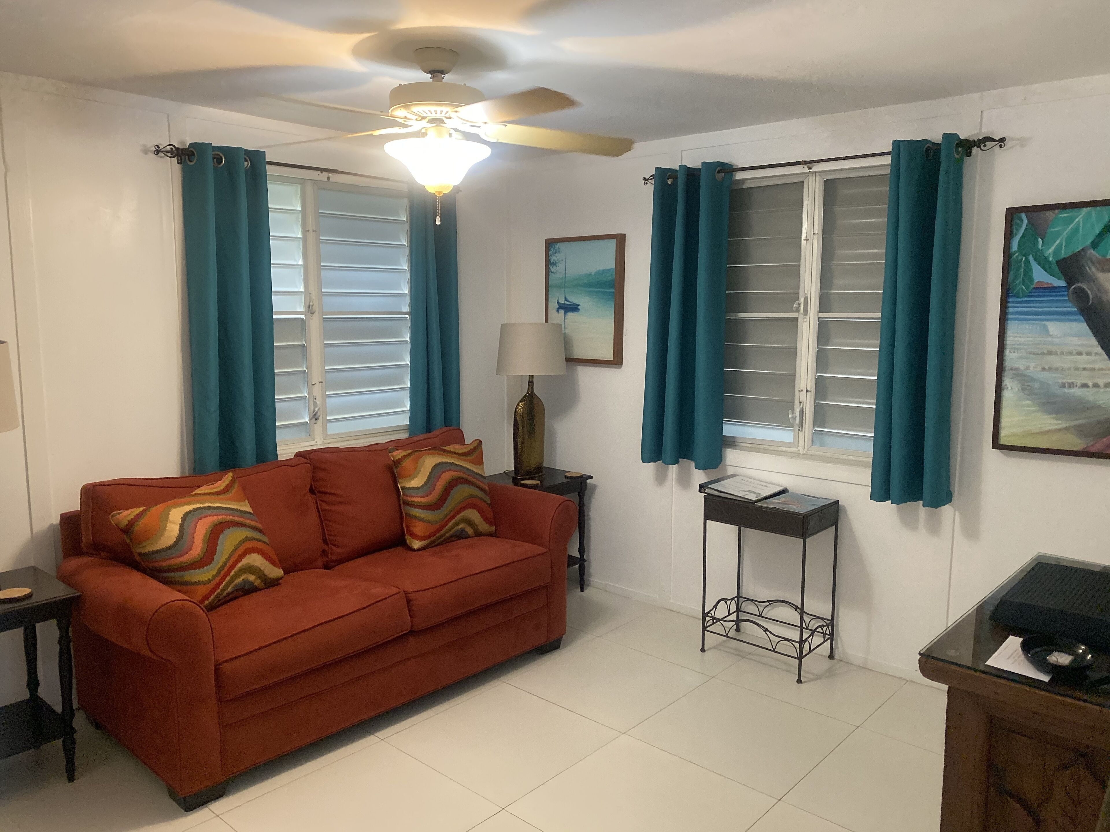 Tres Palmas Inn & Villas