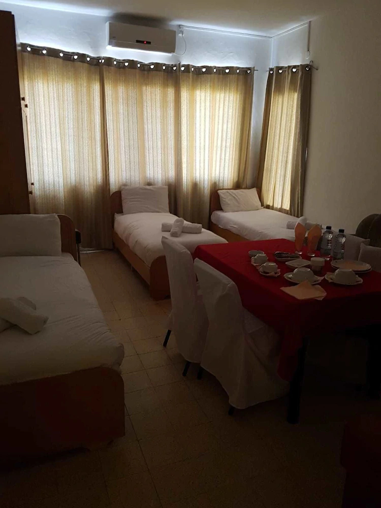 Assaraya Hotel