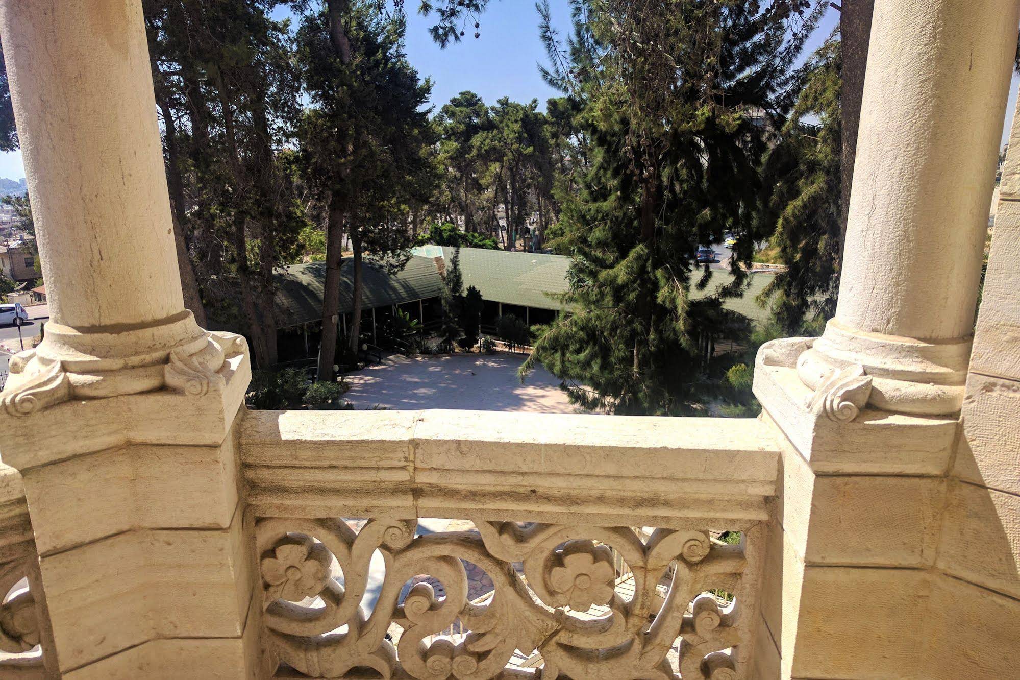 Alhambra Palace Hotel Suites and Resort