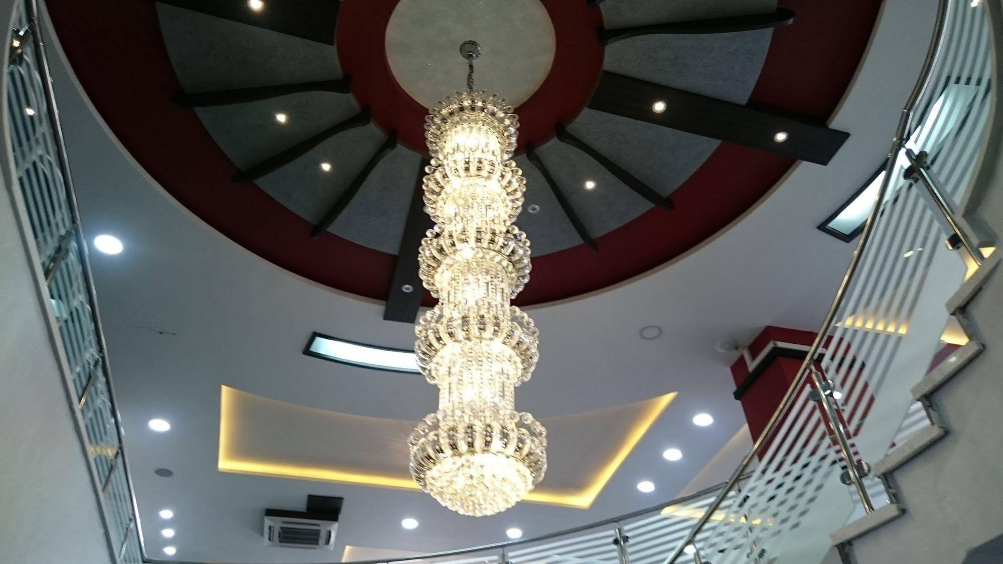 Abu Mazen Hotel & Restaurant
