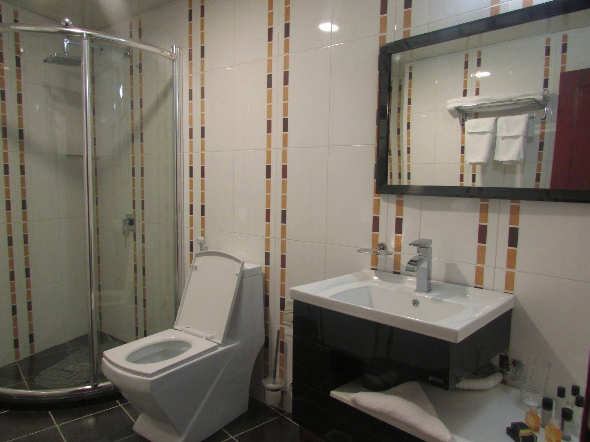 Abu Mazen Hotel & Restaurant