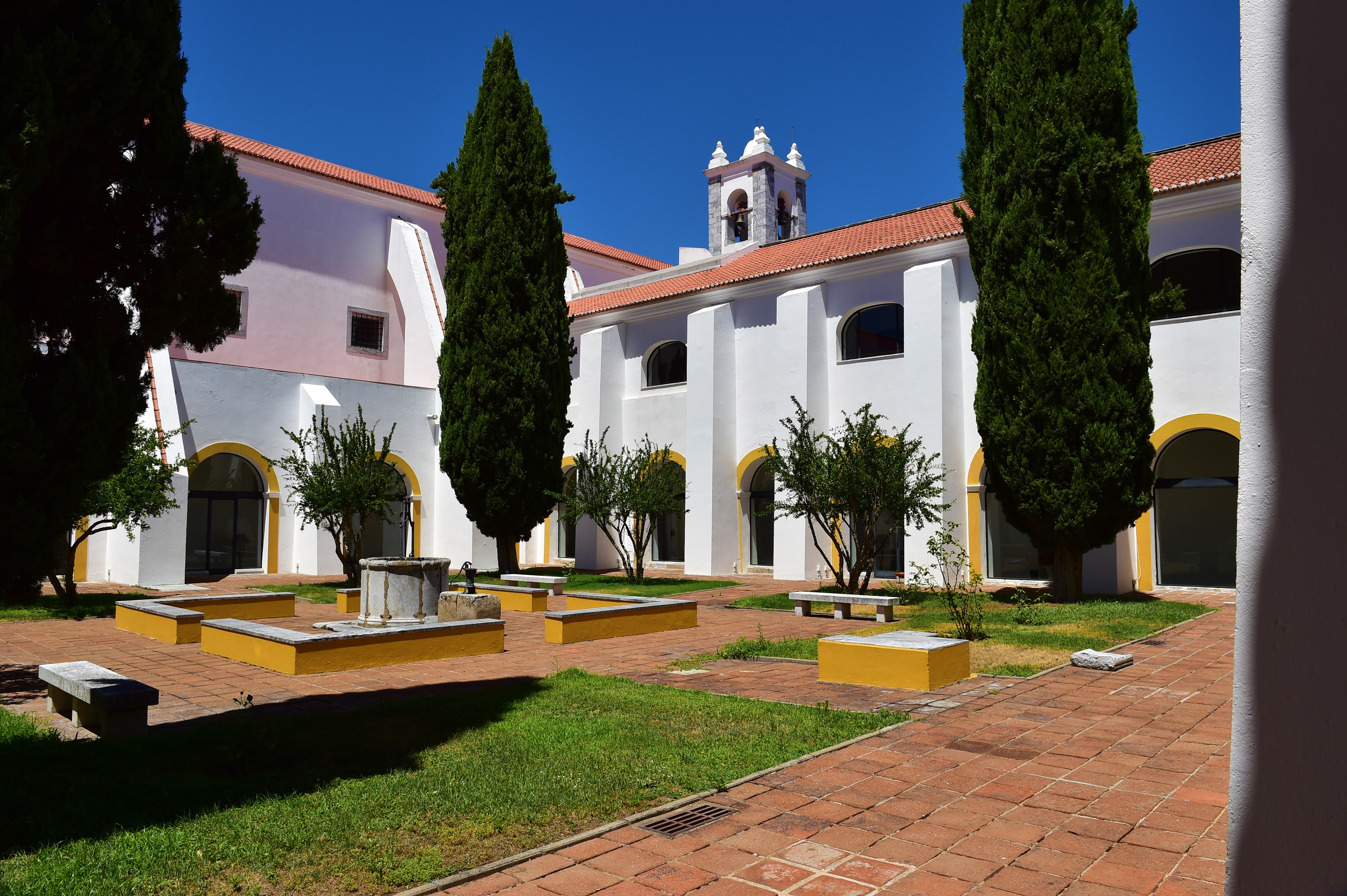 Pousada Convento Beja - Historic Hotel