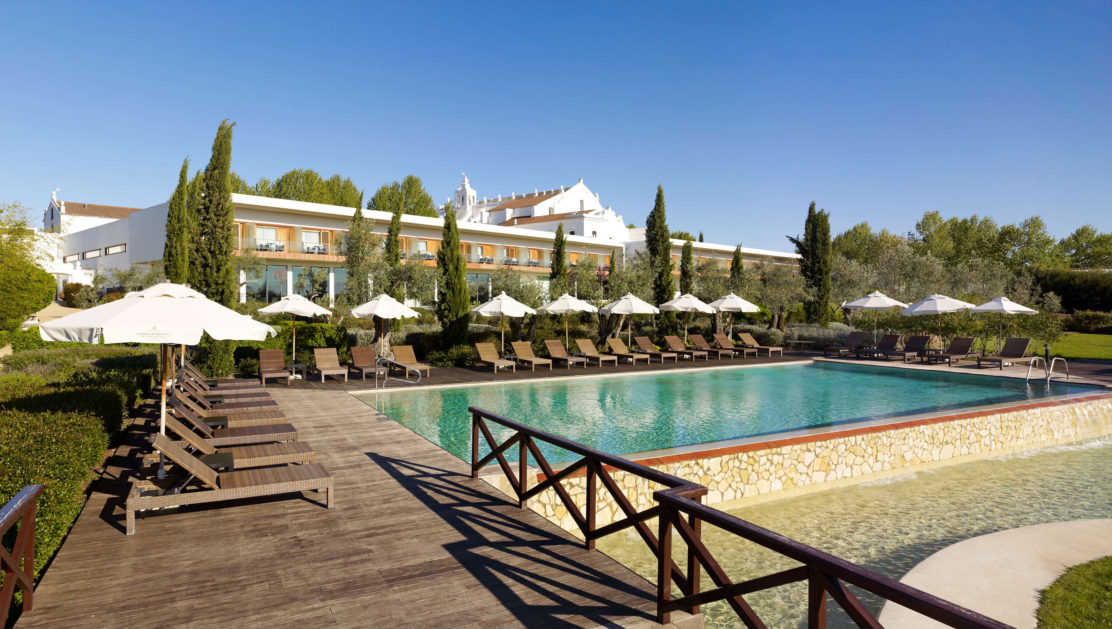 Convento do Espinheiro, Historic Hotel & Spa