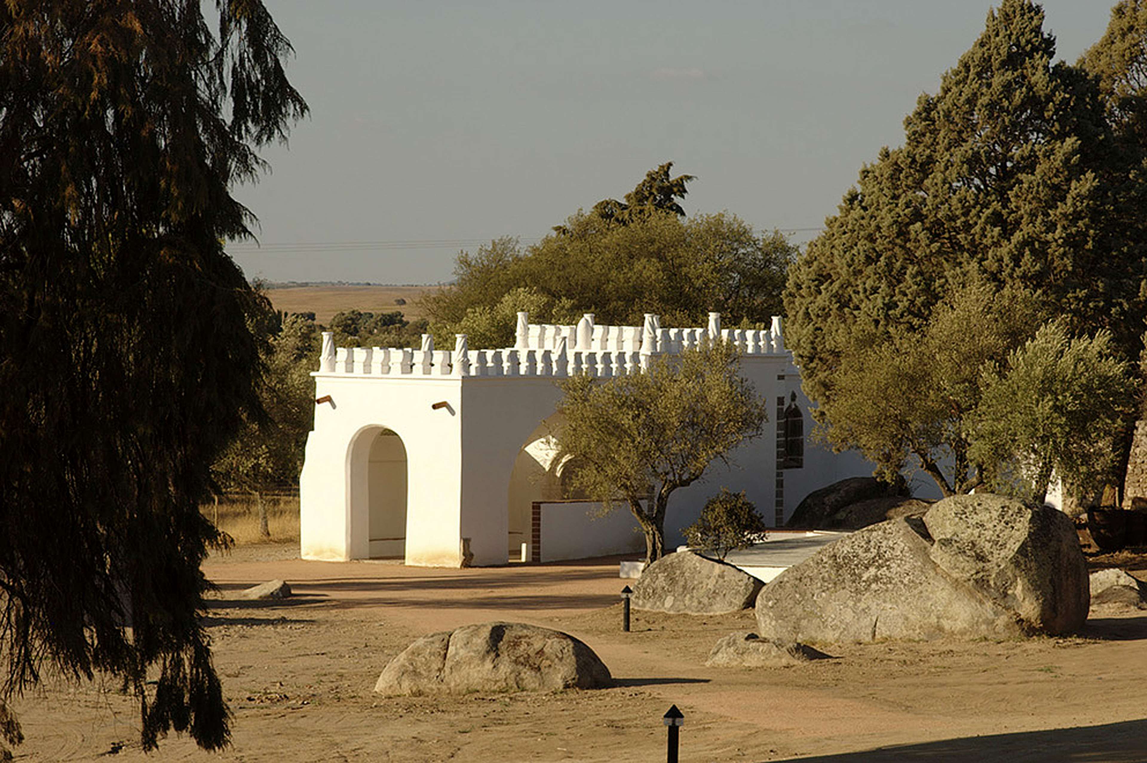 Convento do Espinheiro, Historic Hotel & Spa