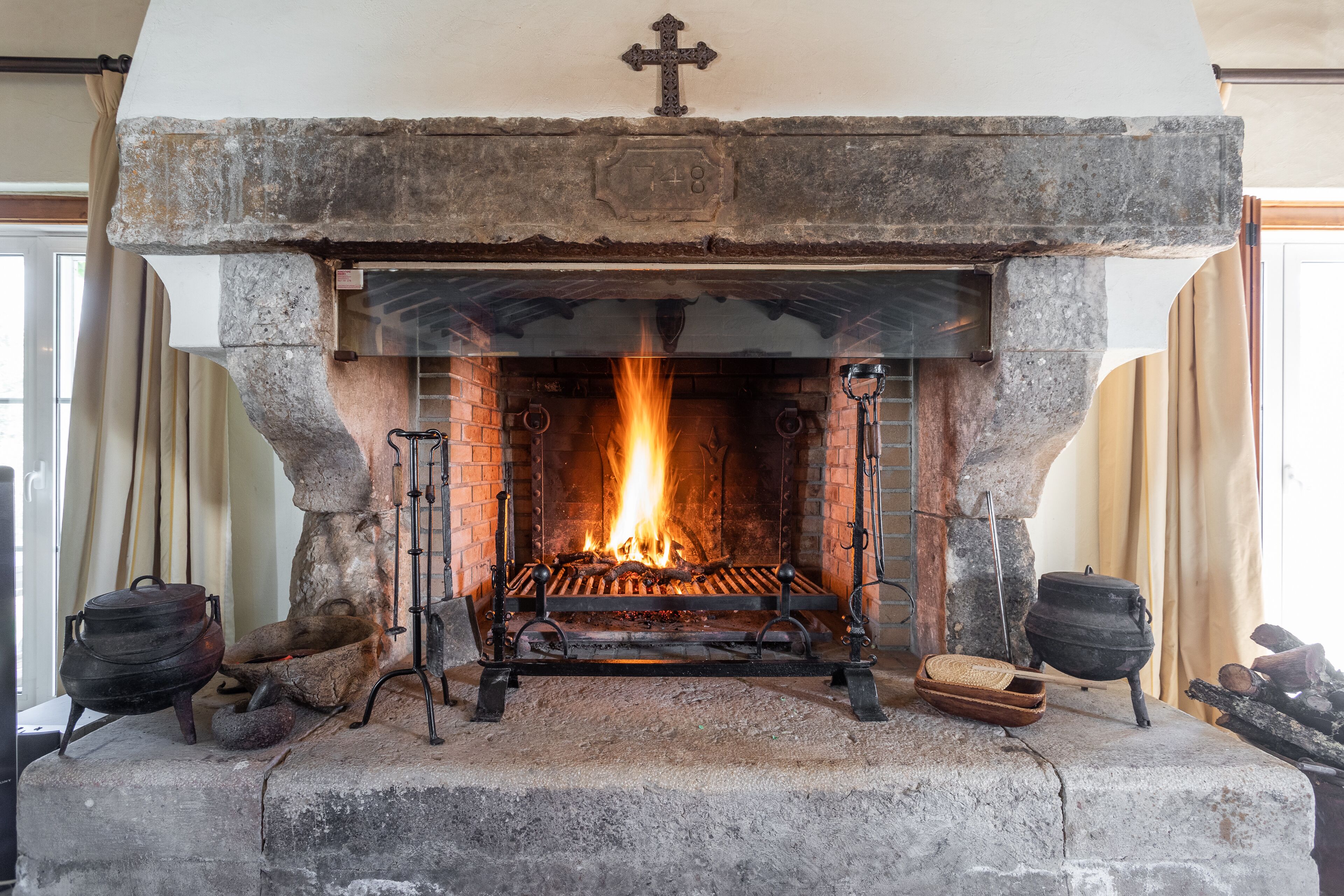 Rosa Estates The Farmhouse & Stables