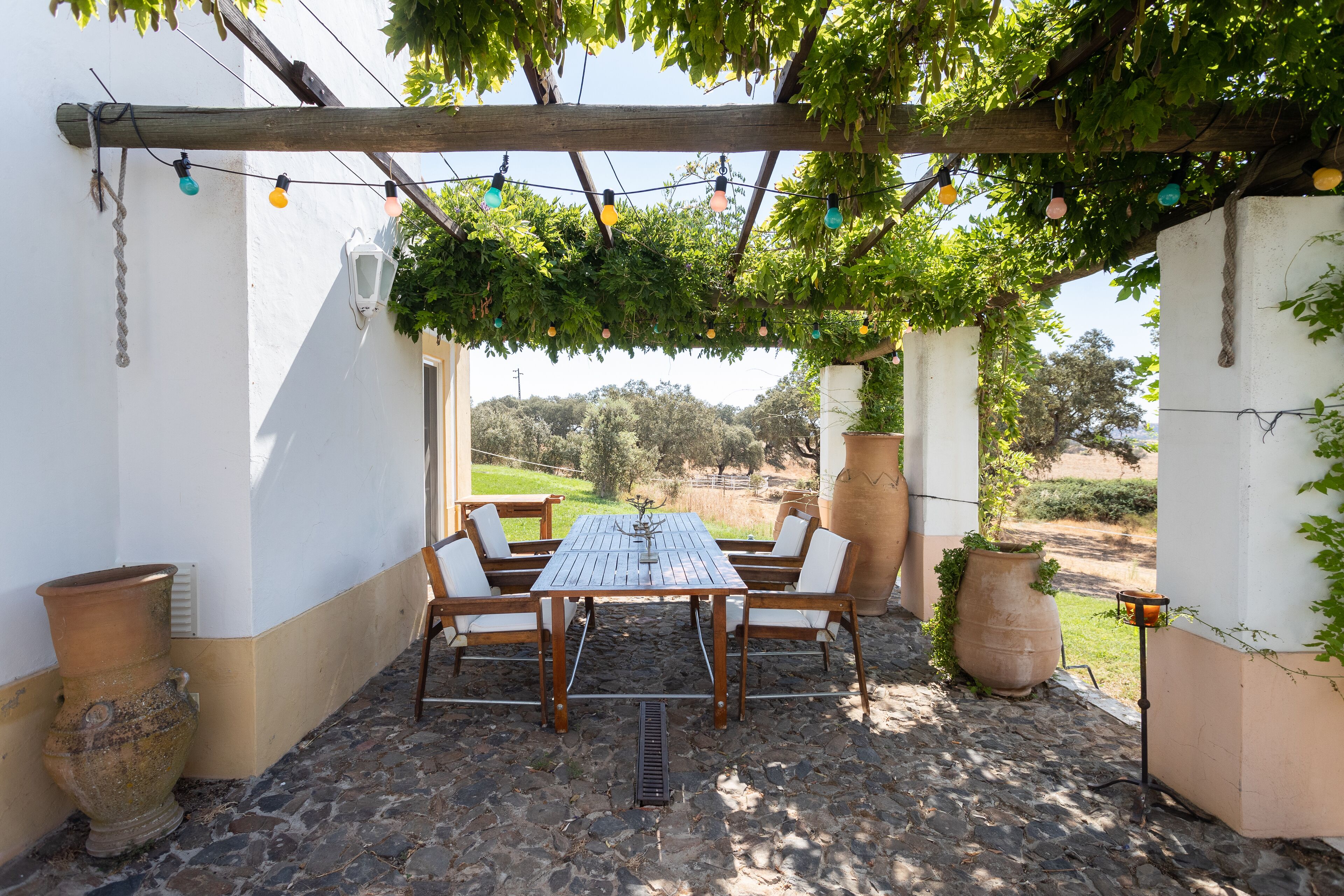 Rosa Estates The Farmhouse & Stables