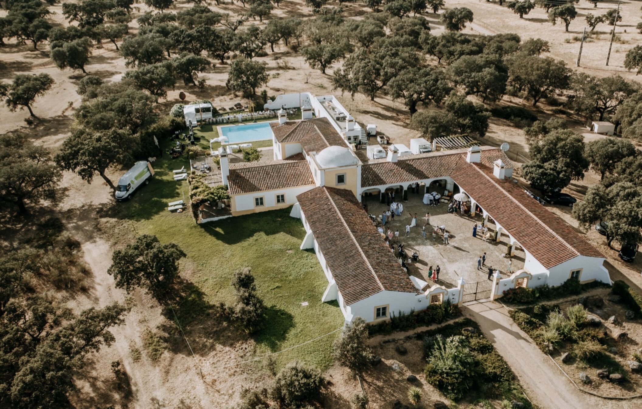 Rosa Estates The Farmhouse & Stables