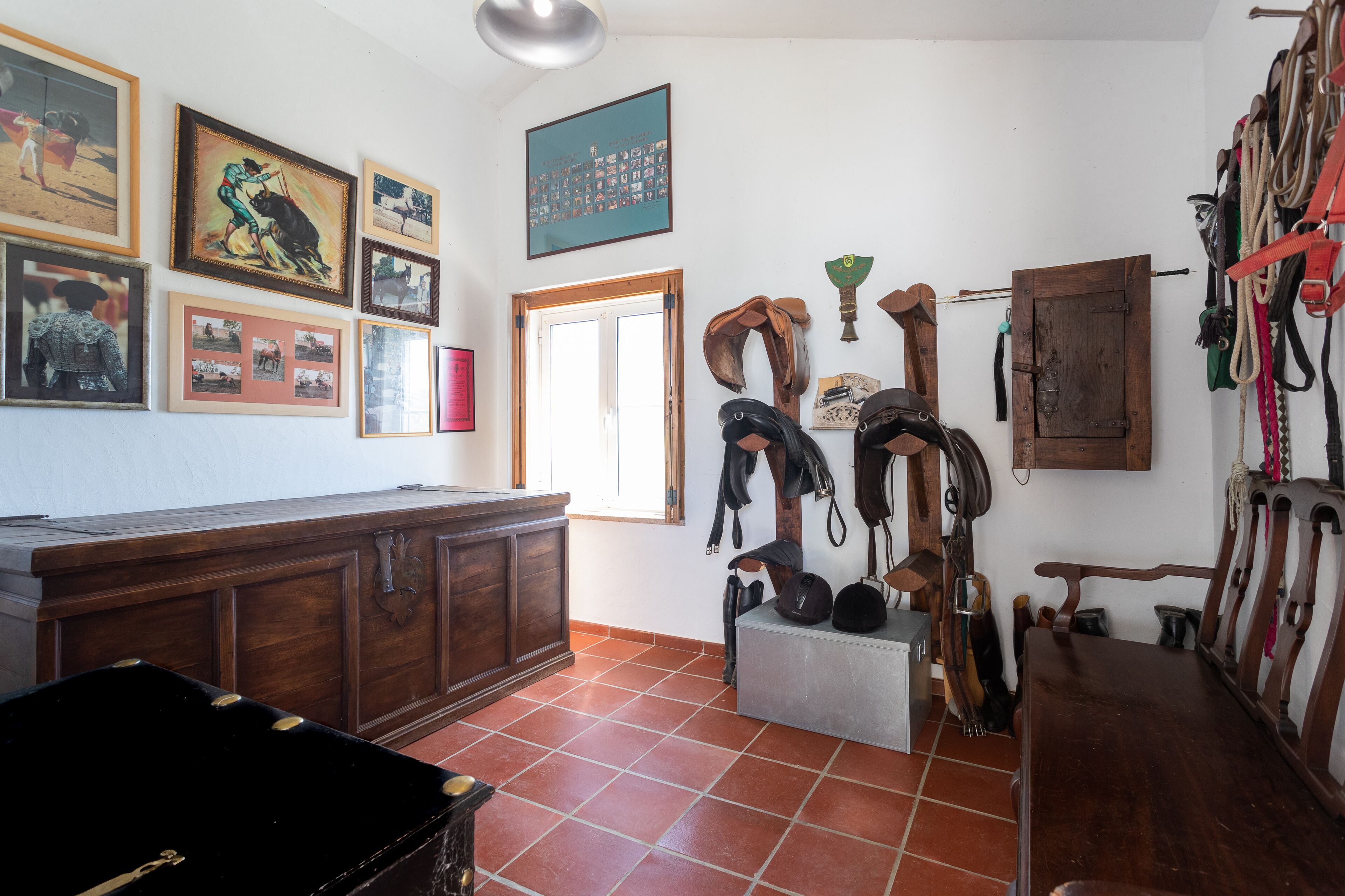 Rosa Estates The Farmhouse & Stables