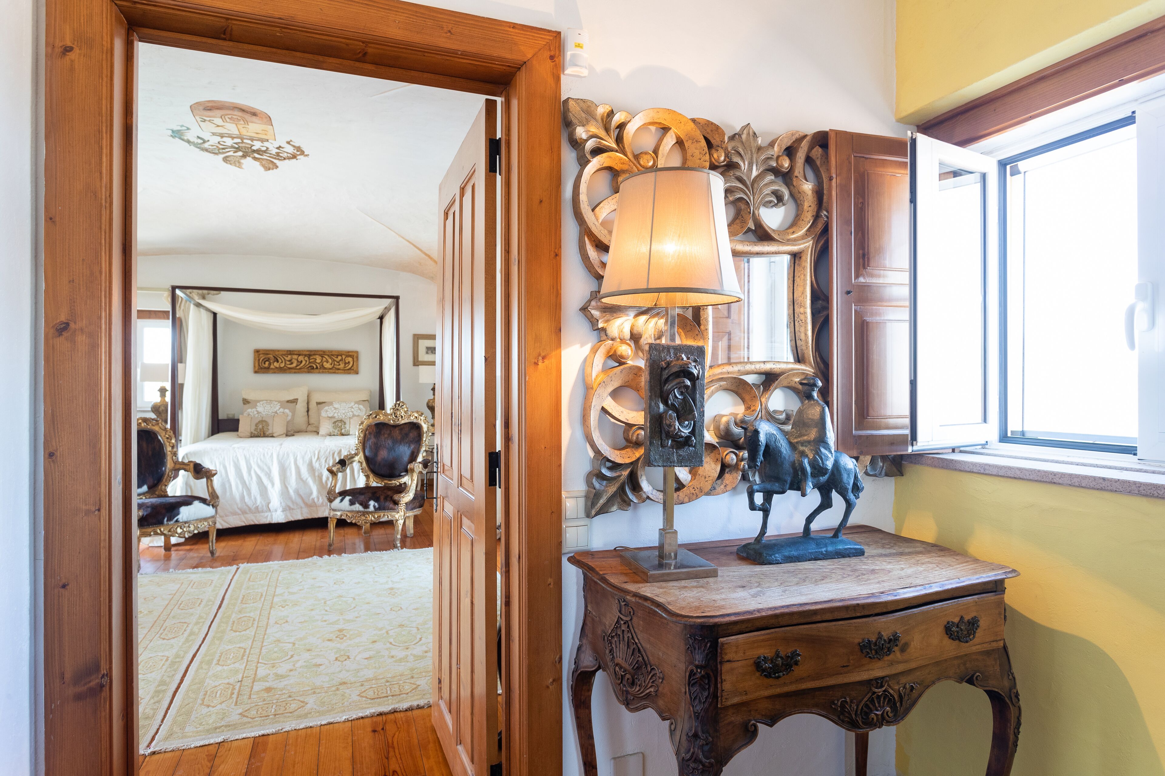 Rosa Estates The Farmhouse & Stables