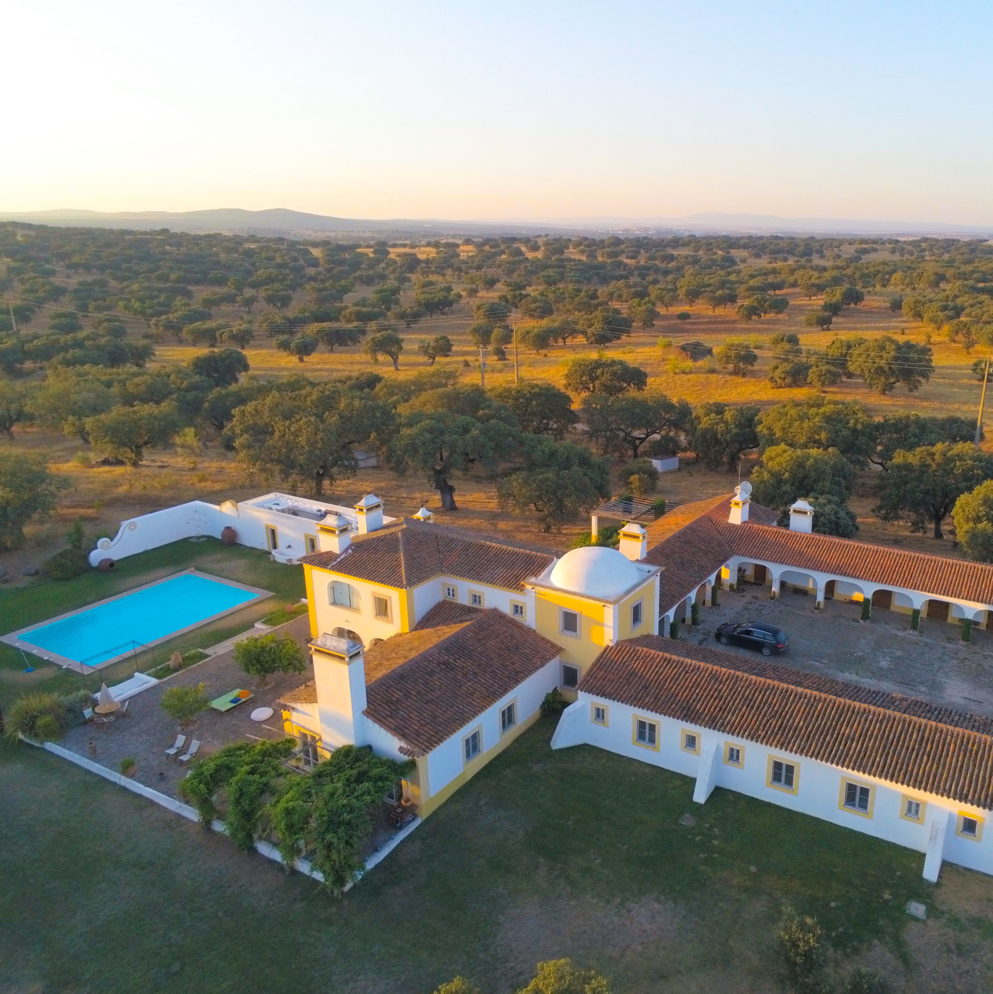 Rosa Estates The Farmhouse & Stables