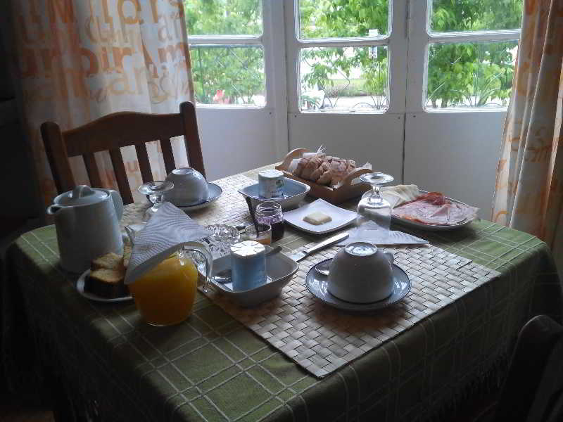 Casa Das Colunas B&B