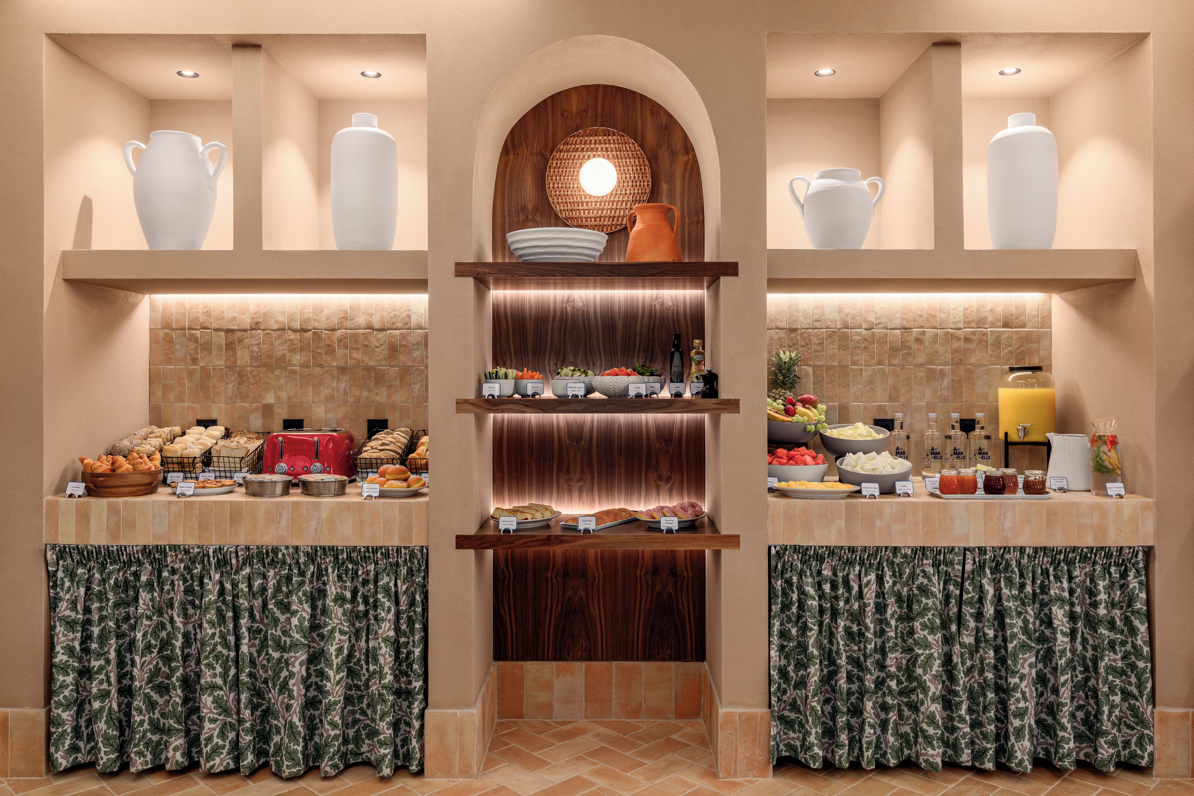 Amarello Hotel Praia Santo Andre, Tapestry Collection Hilton