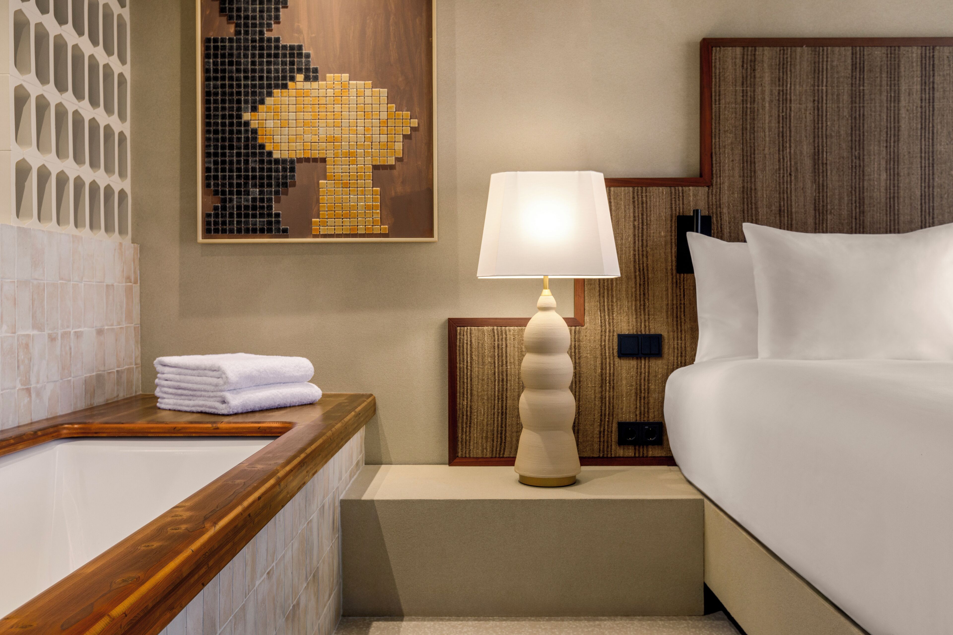 Amarello Hotel Praia Santo Andre, Tapestry Collection Hilton