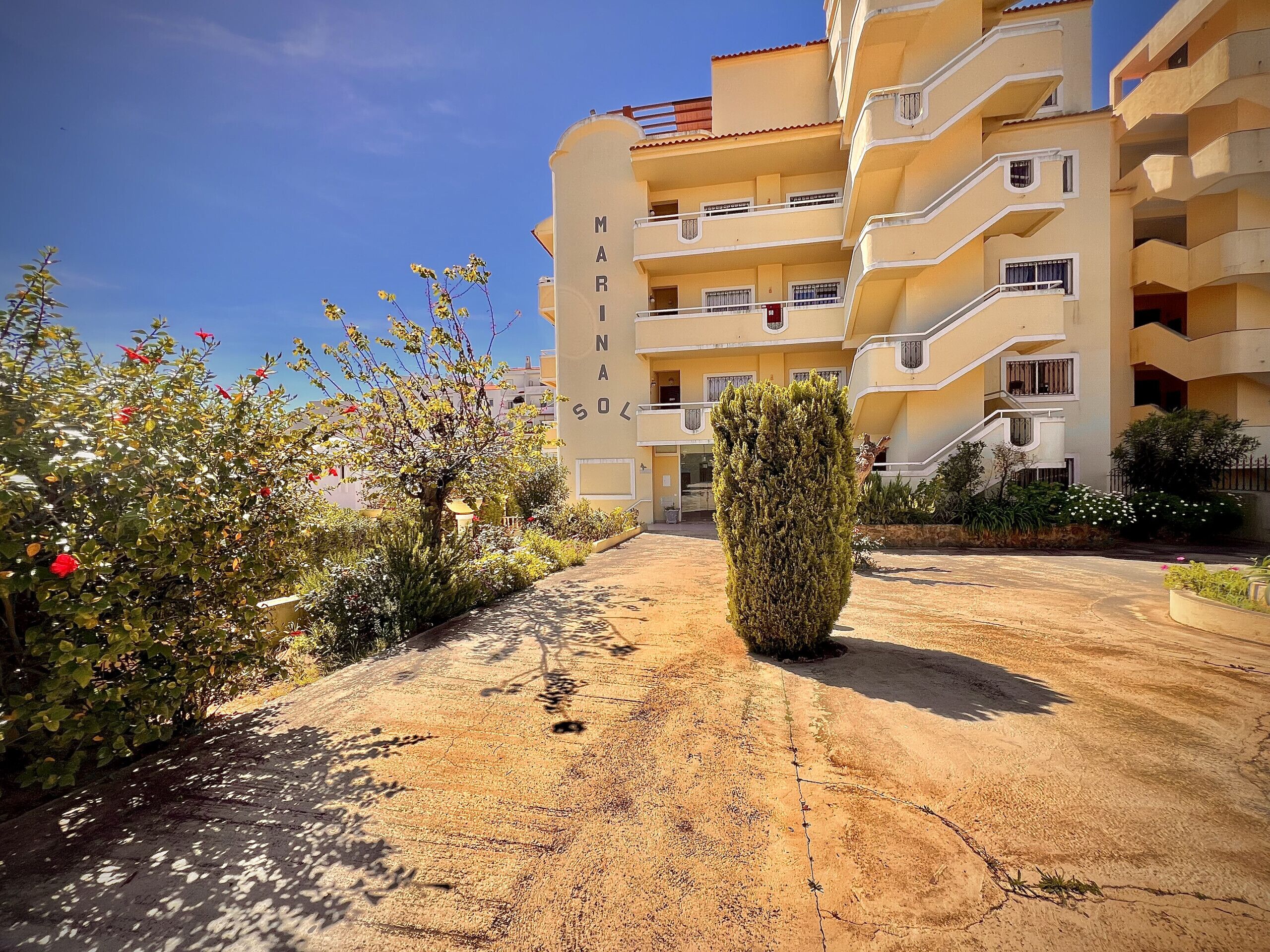 Albufeira Marina SOL With Pool by Homing