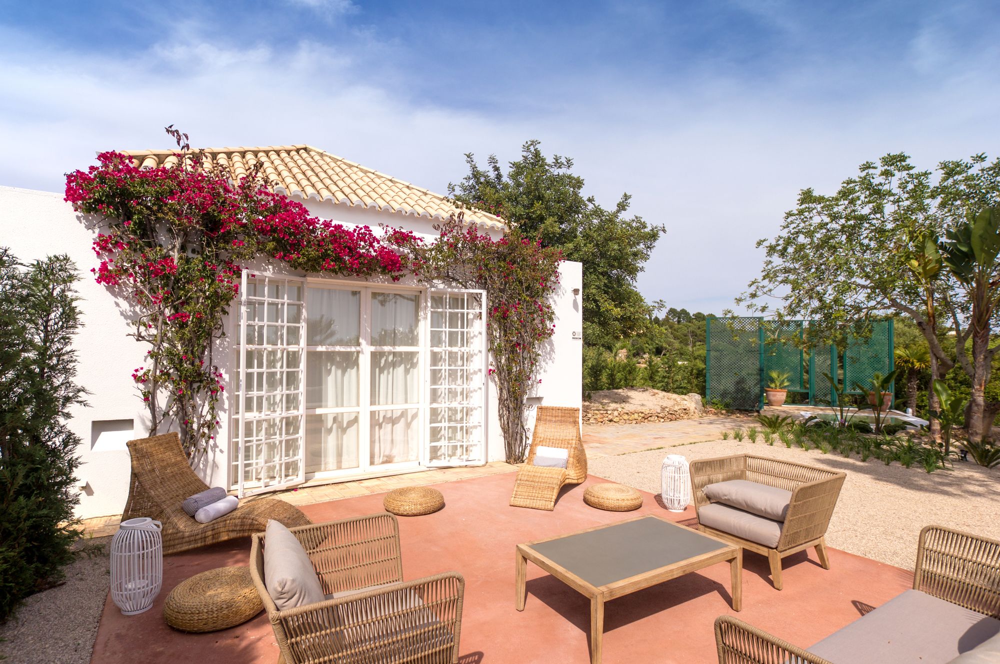 Amazing Homes & Villas