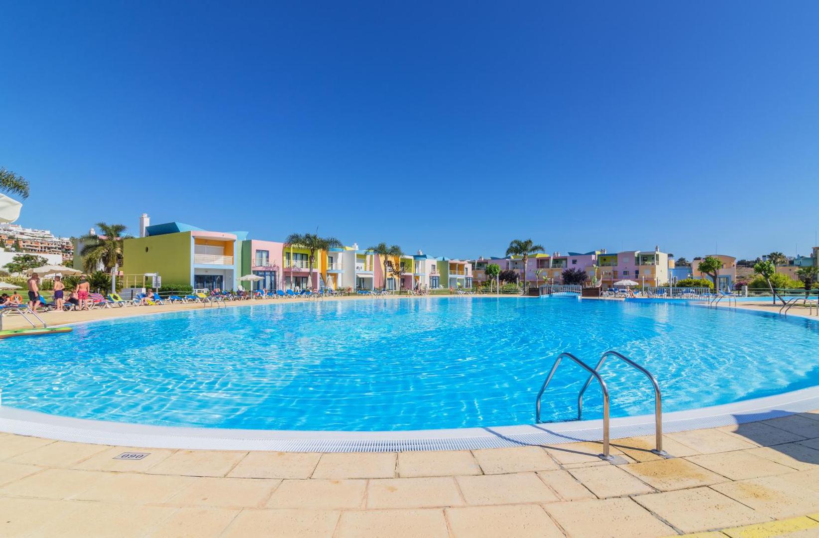 Apartamentos da Orada by Garvetur