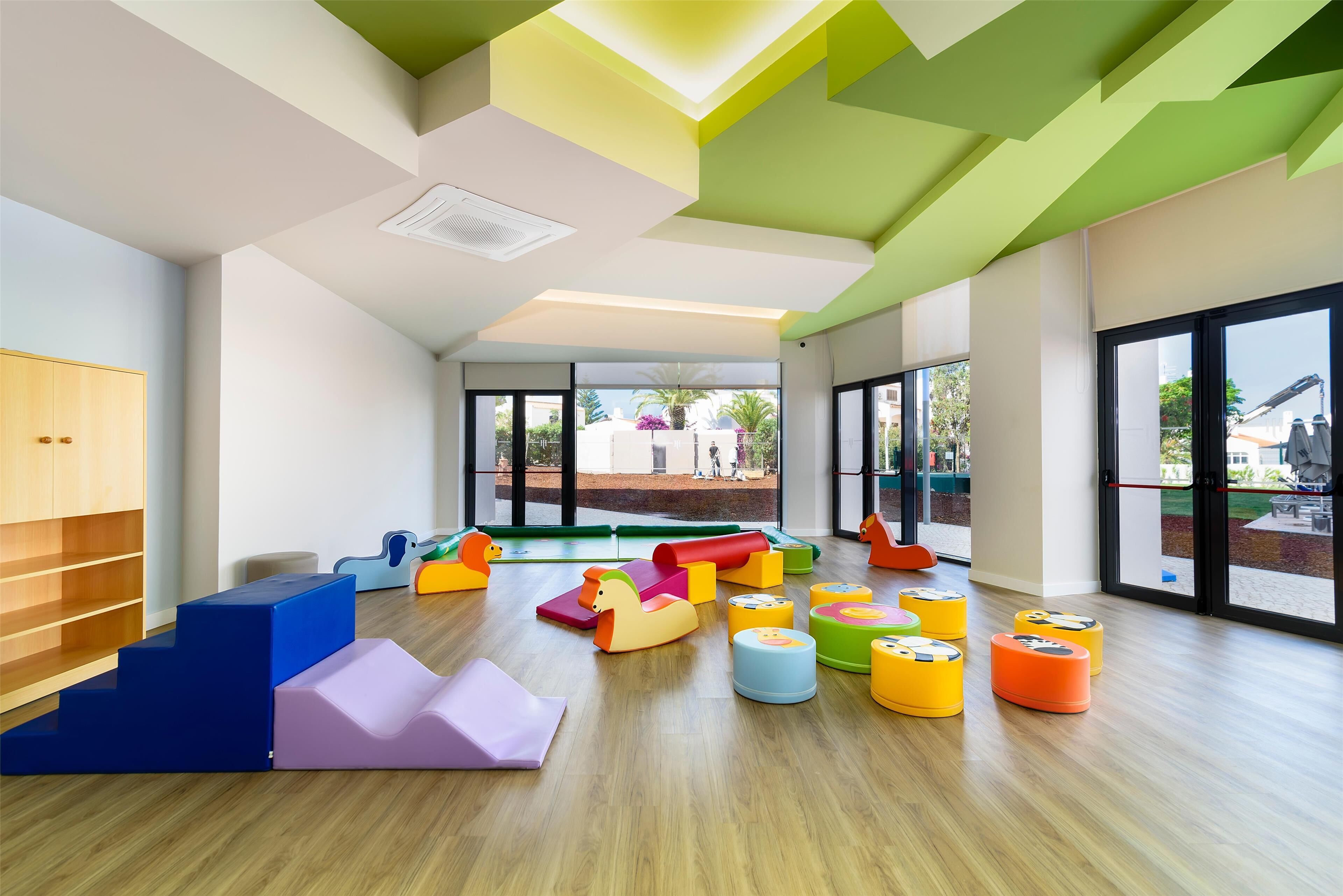 Jupiter Albufeira Hotel - Family & Fun