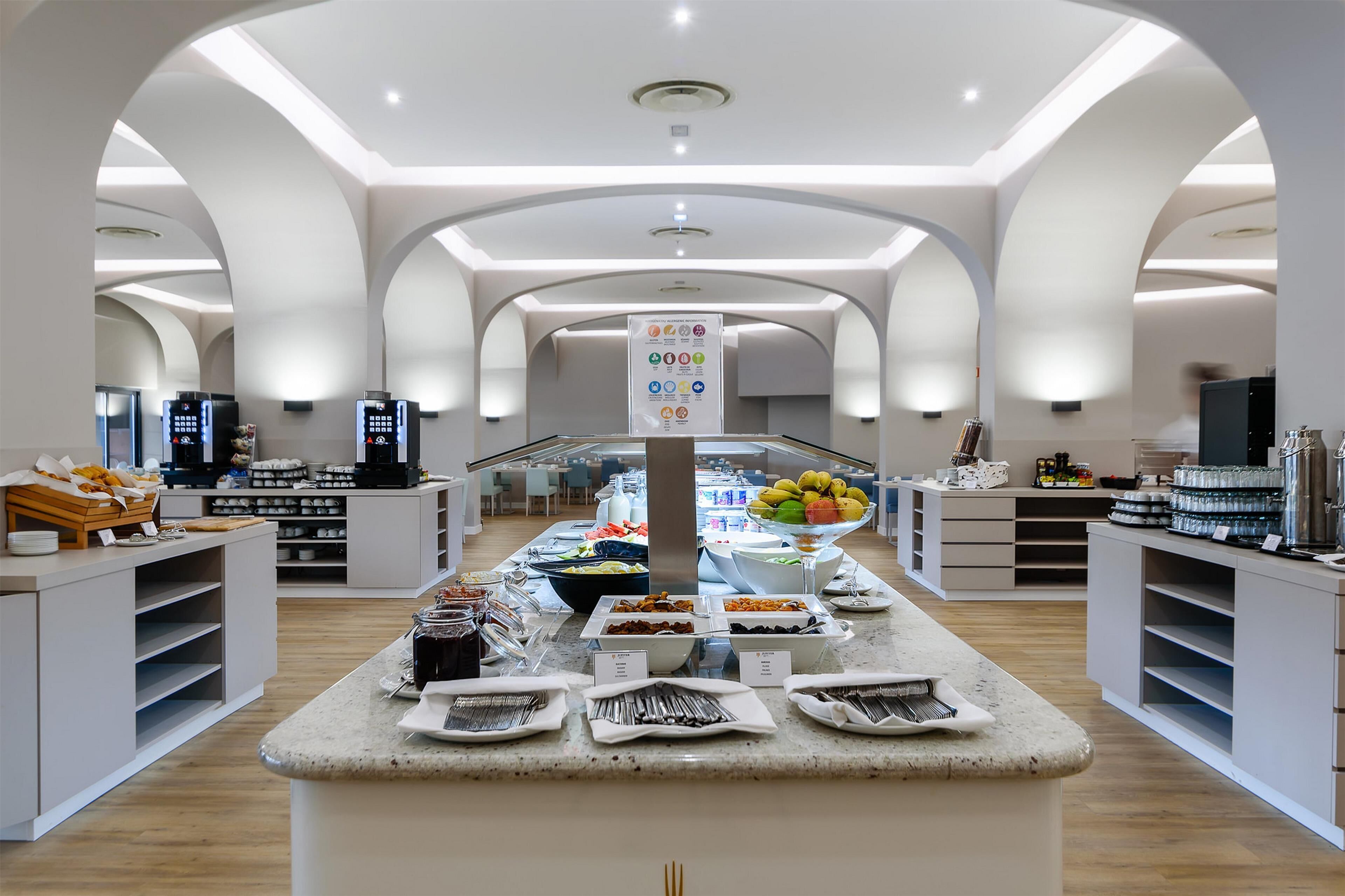 Jupiter Albufeira Hotel - Family & Fun