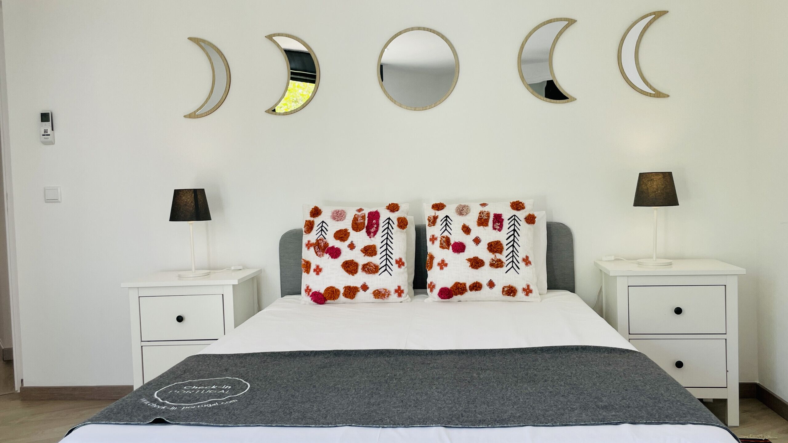 Strip By Check-in Portugal
