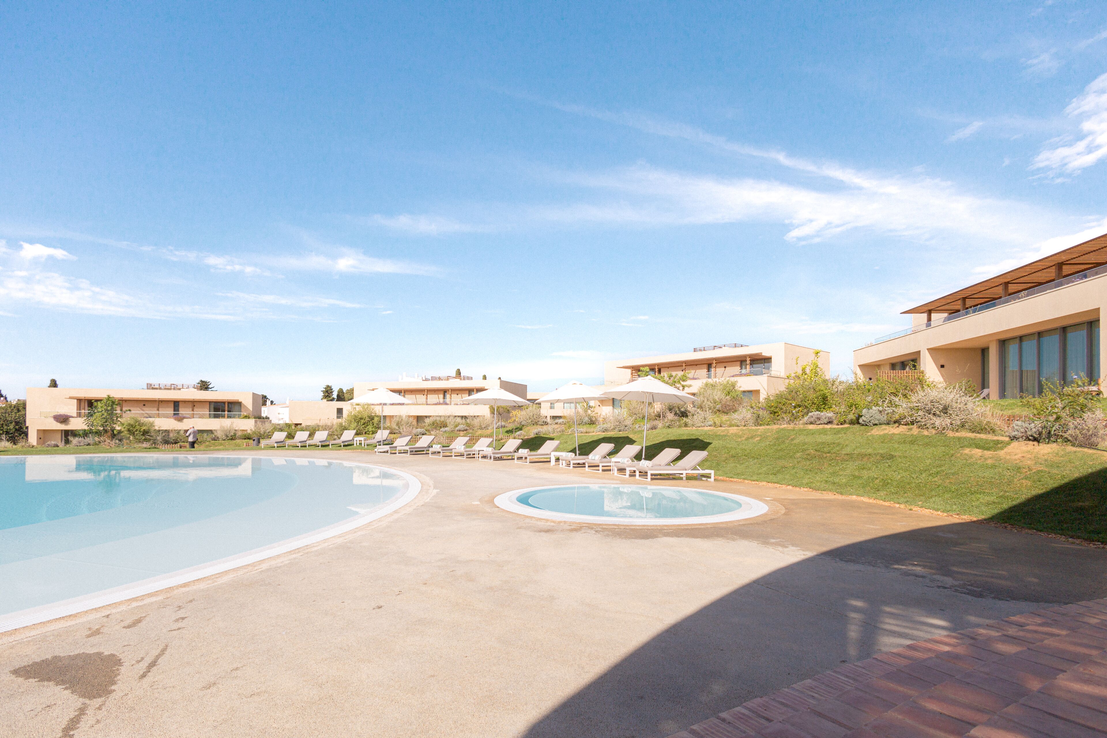 White Shell Beach Villas