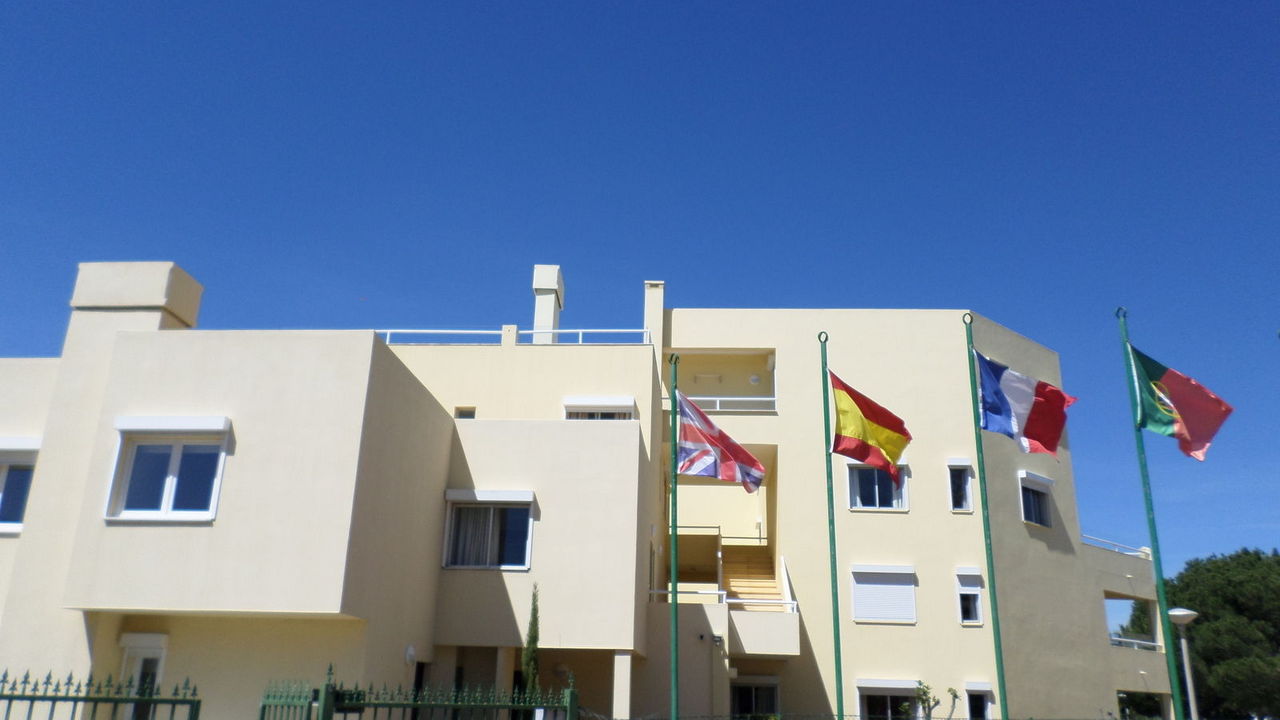 Parque Mourabel, Oásis Village & Pé do Lago