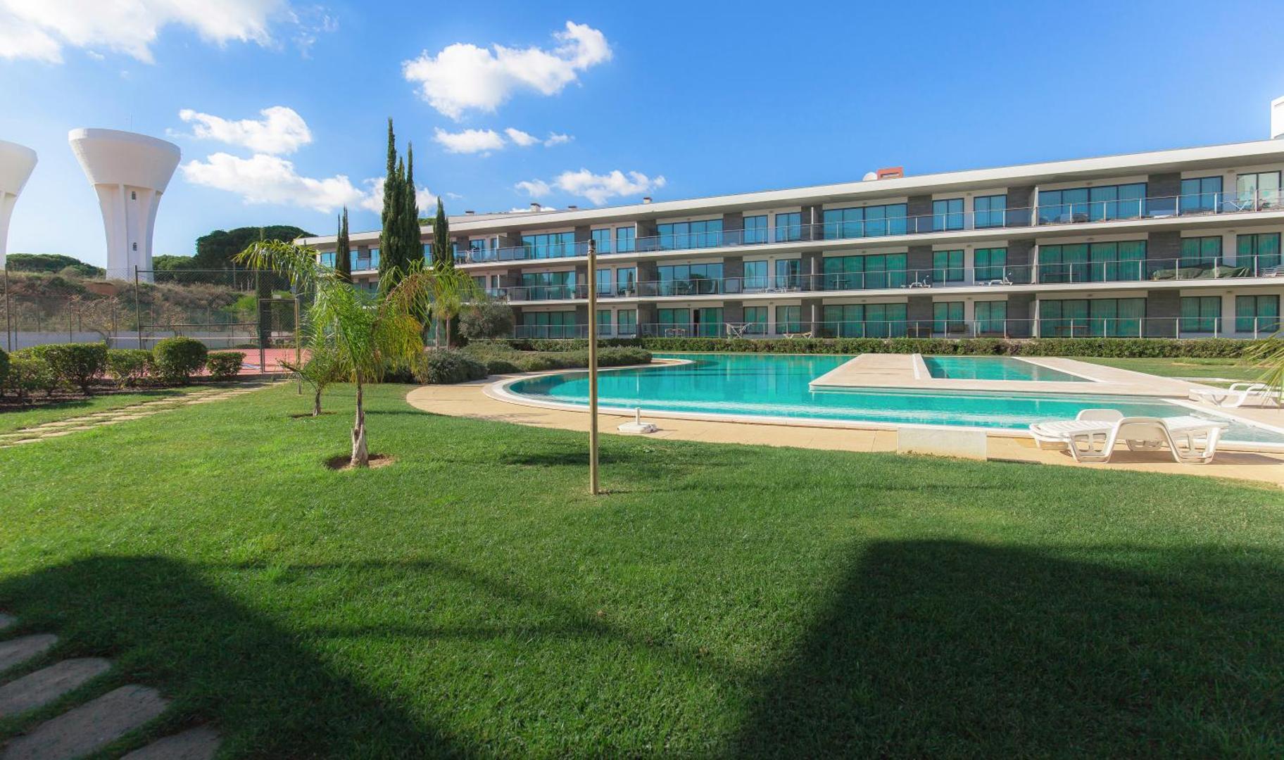 Residence Golf Club by Garvetur