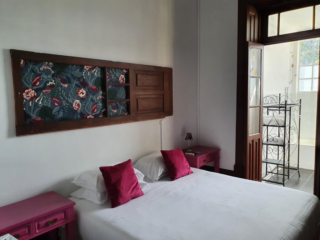 Urban Suites Terrace & Bar