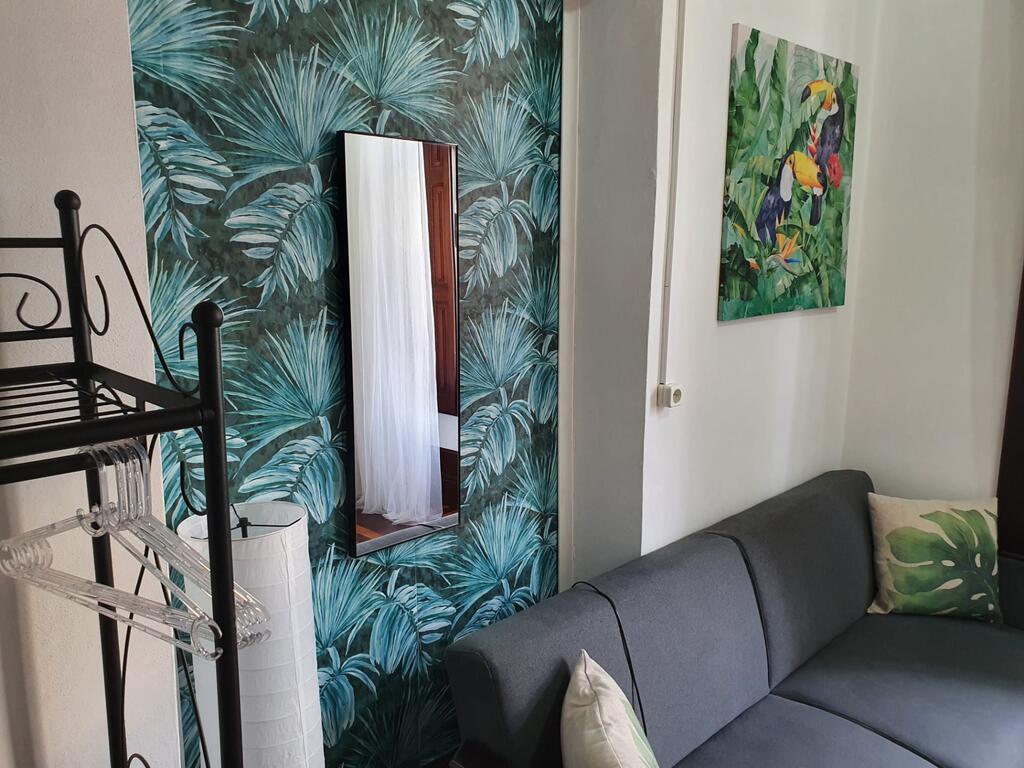 Urban Suites Terrace & Bar