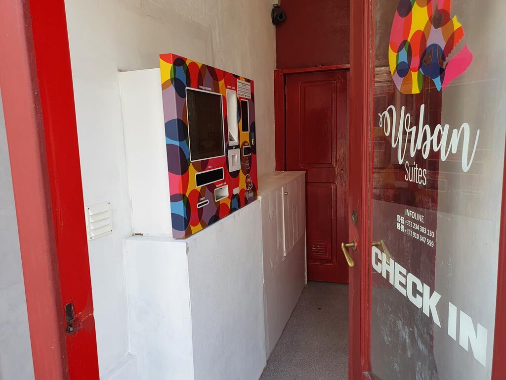 Urban Suites Terrace & Bar