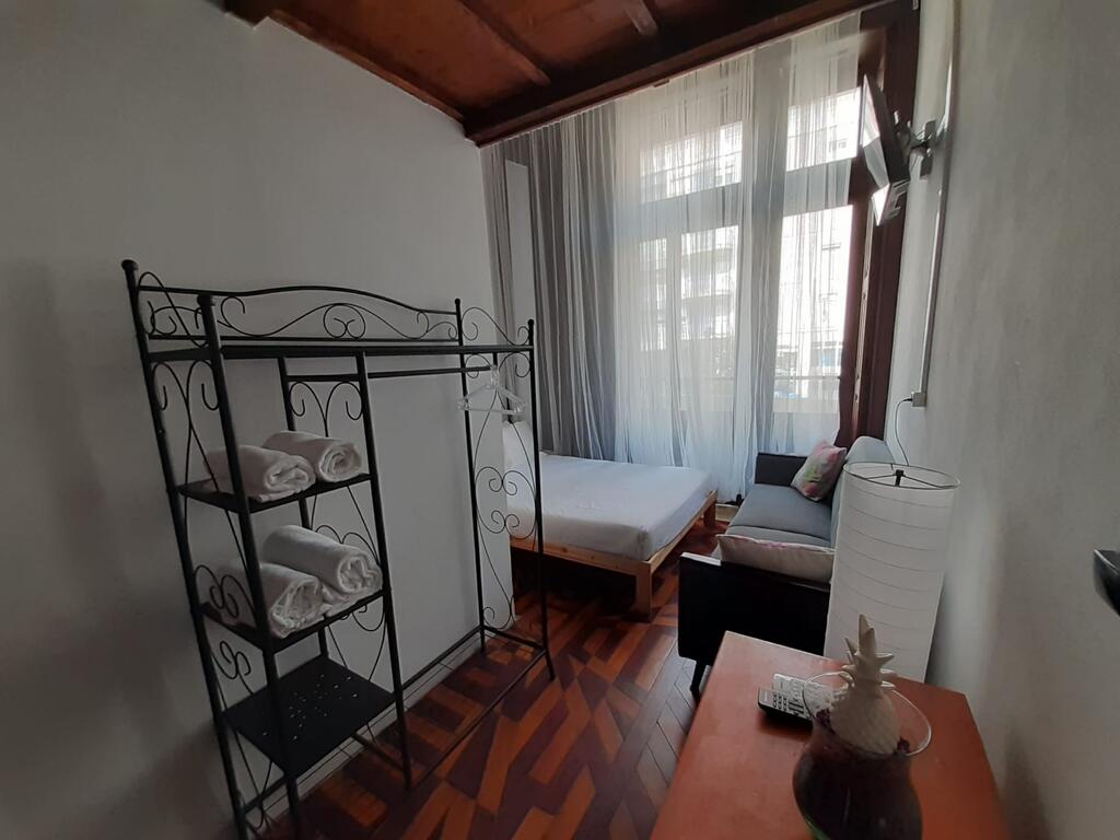 Urban Suites Terrace & Bar
